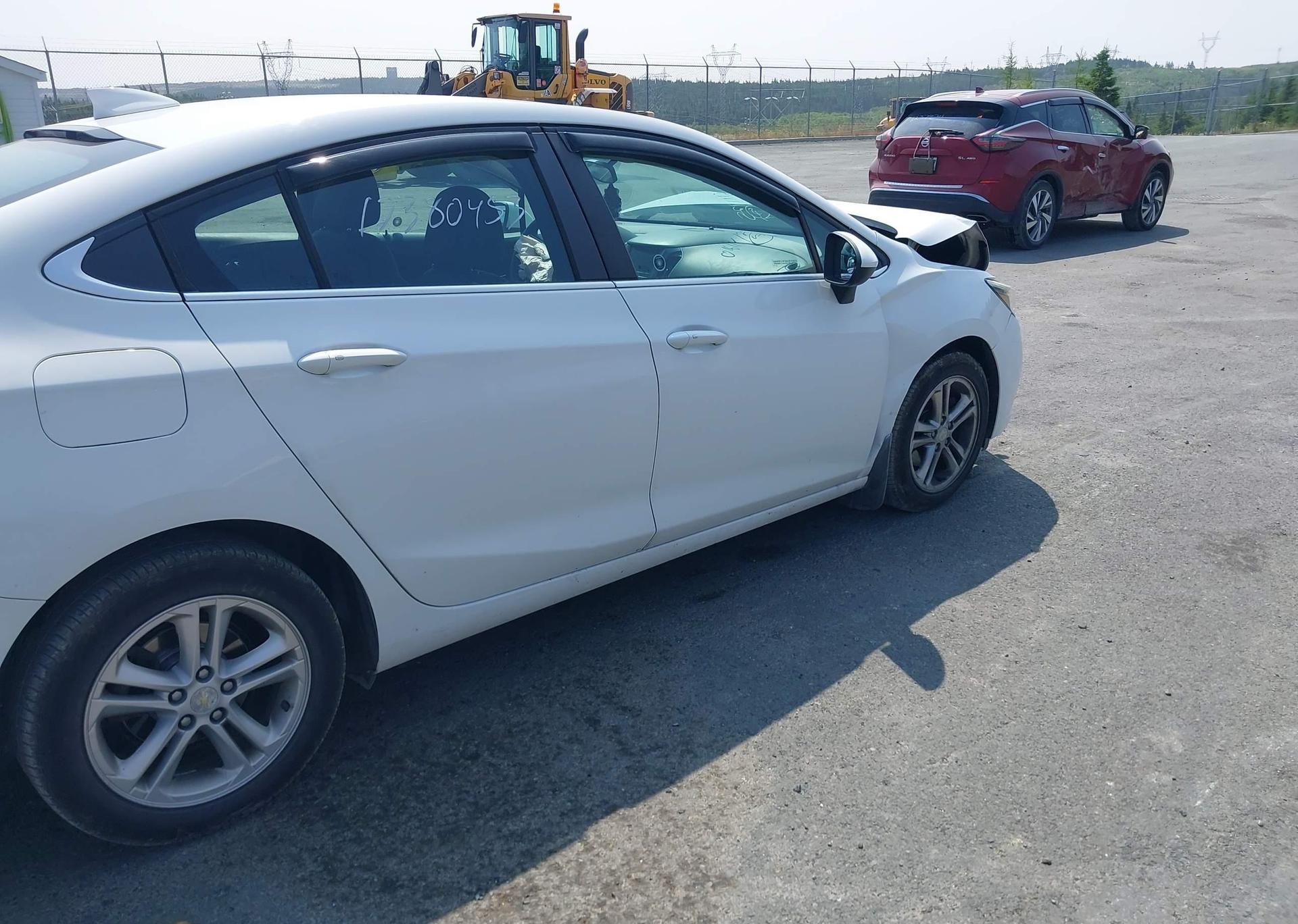 2016 CHEVROLET CRUZE LT