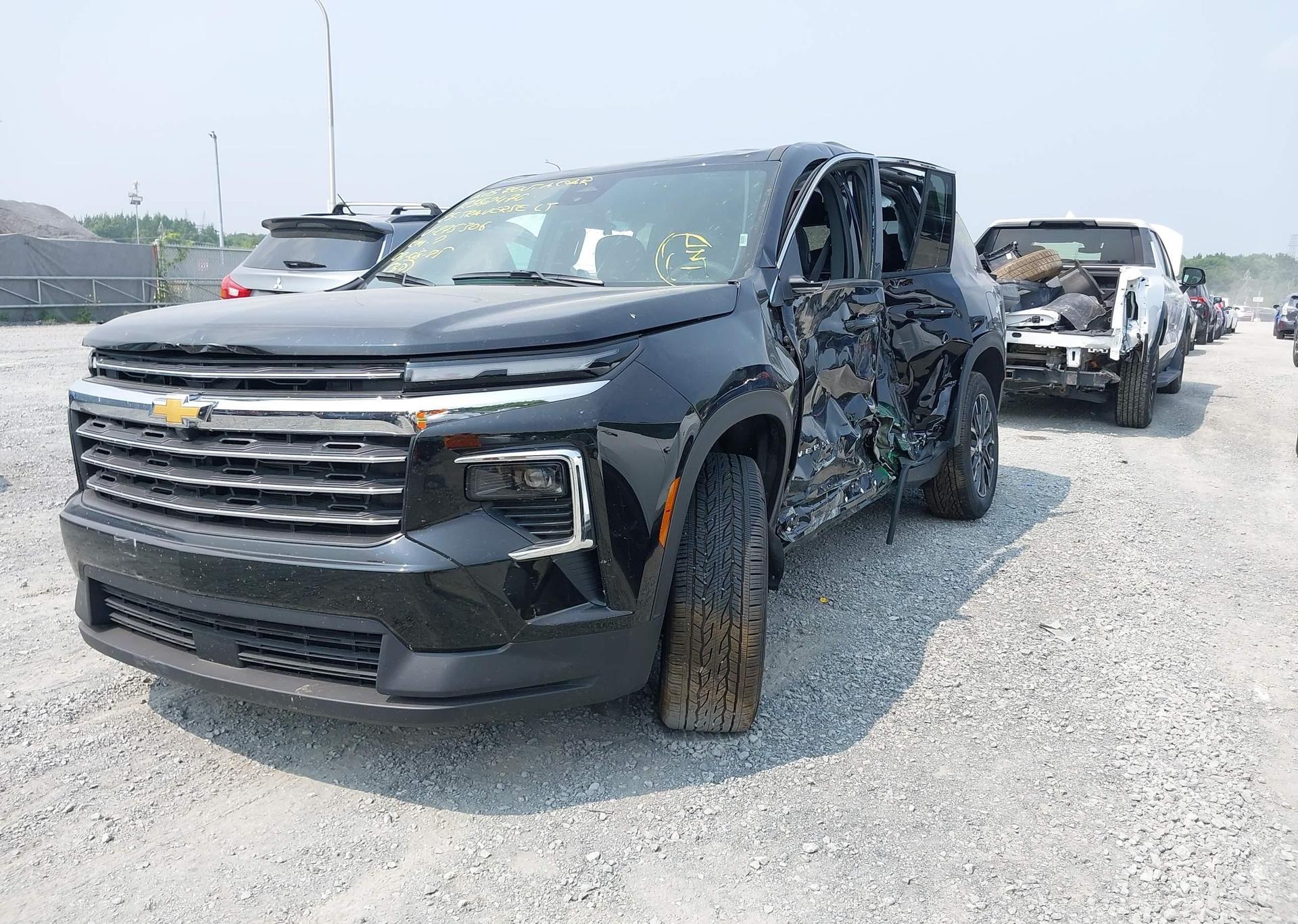 2025 CHEVROLET TRAVERSE LT