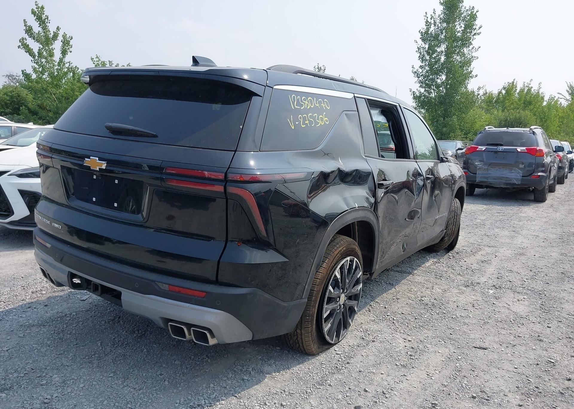 2025 CHEVROLET TRAVERSE LT