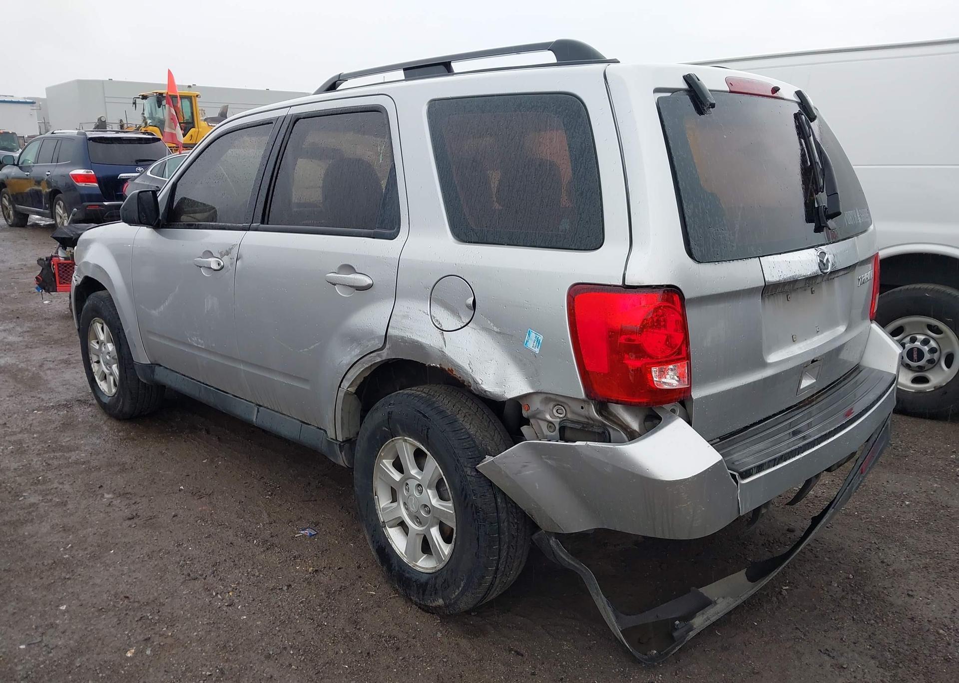 2010 MAZDA TRIBUTE I