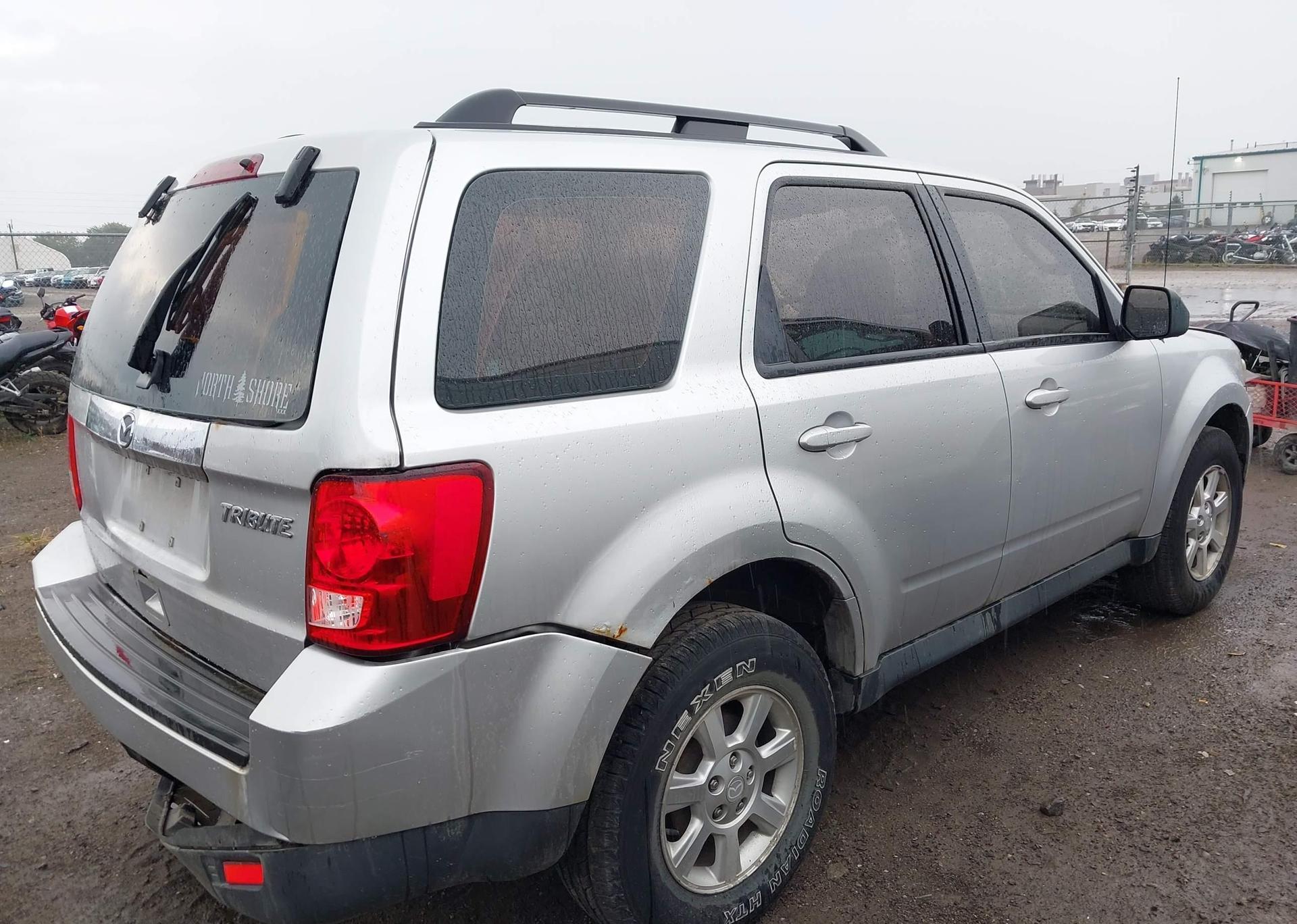 2010 MAZDA TRIBUTE I