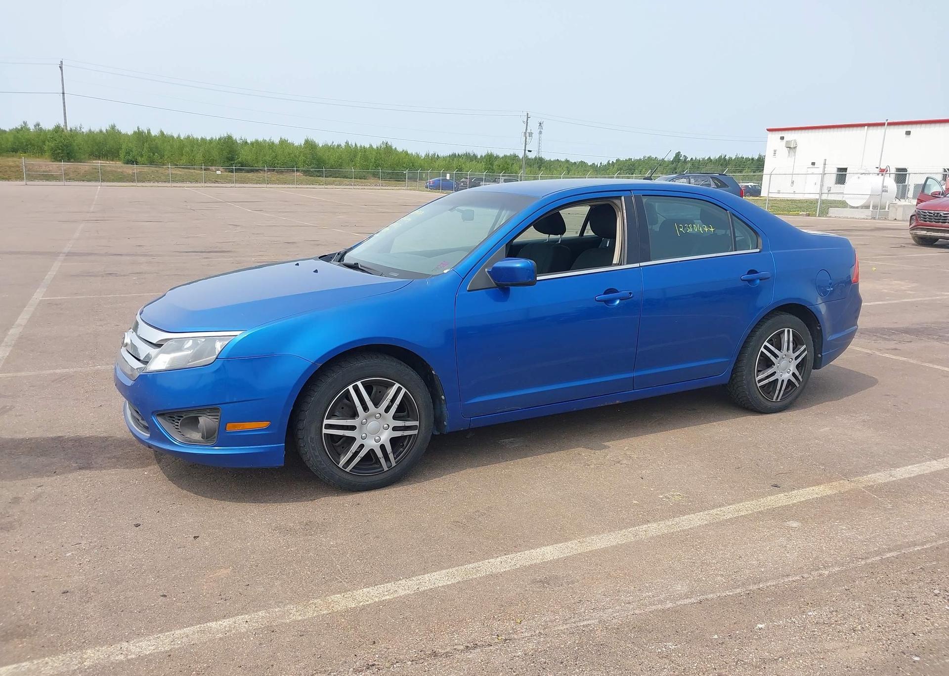 2011 FORD FUSION SE