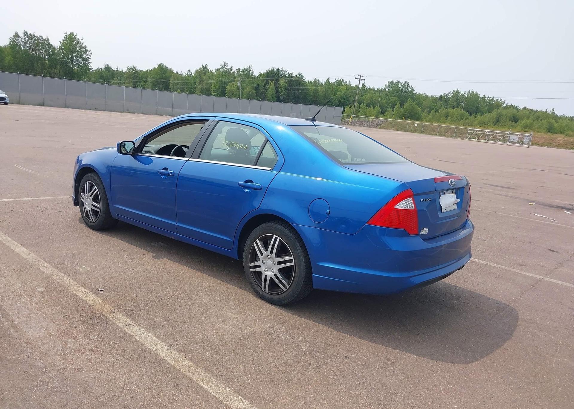 2011 FORD FUSION SE