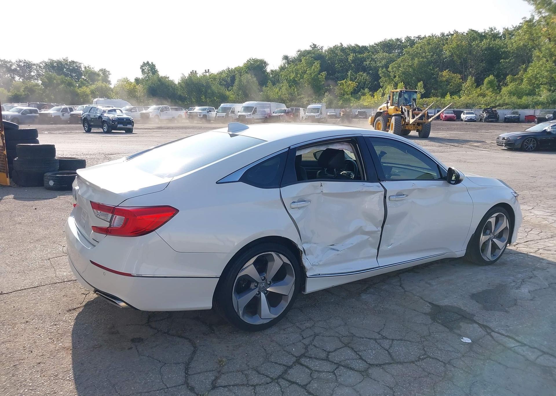 2019 HONDA ACCORD TOURING
