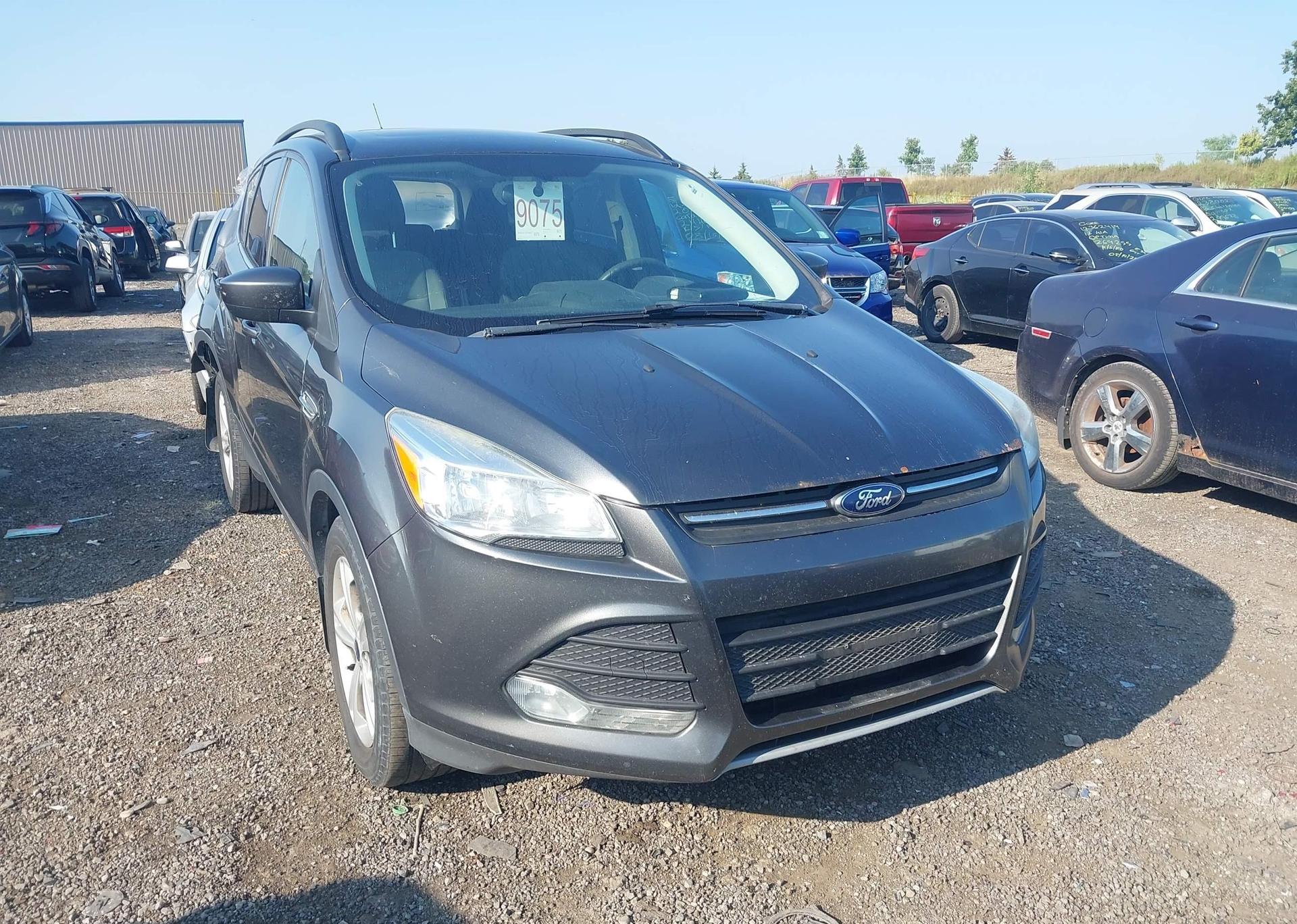 2016 FORD ESCAPE SE