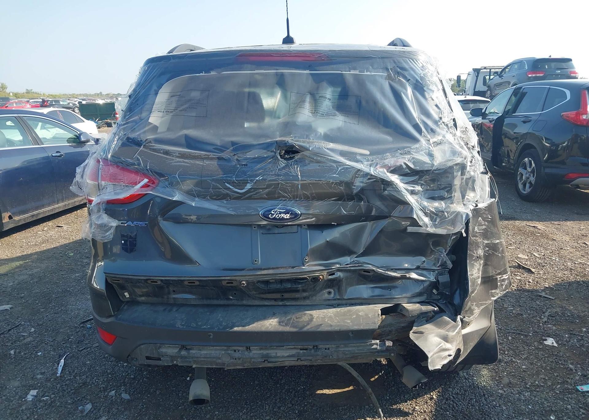 2016 FORD ESCAPE SE