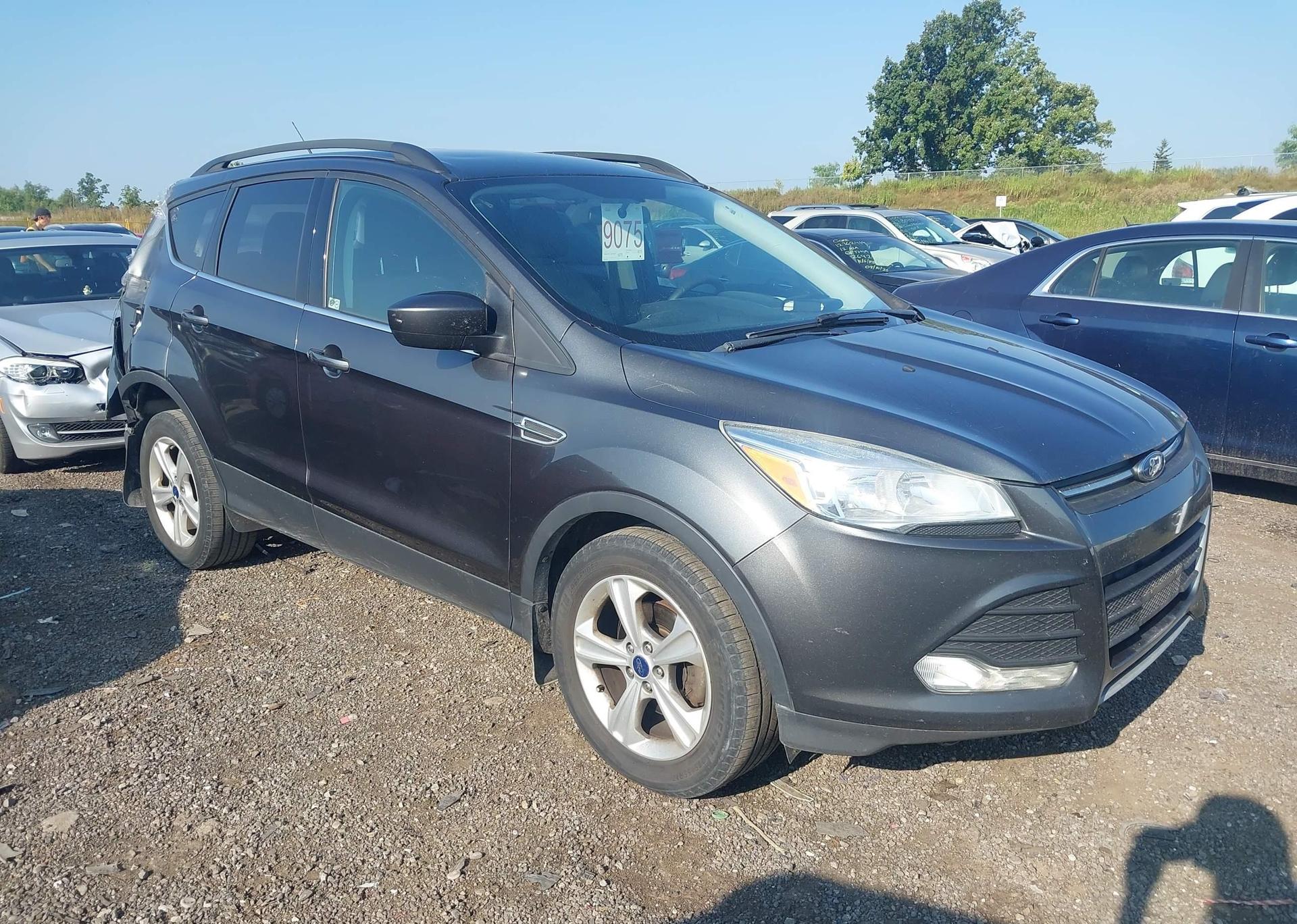 2016 FORD ESCAPE SE