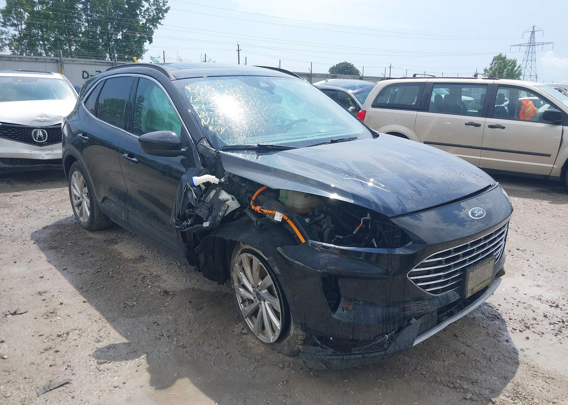 2021 FORD ESCAPE HYBRID TITANIUM