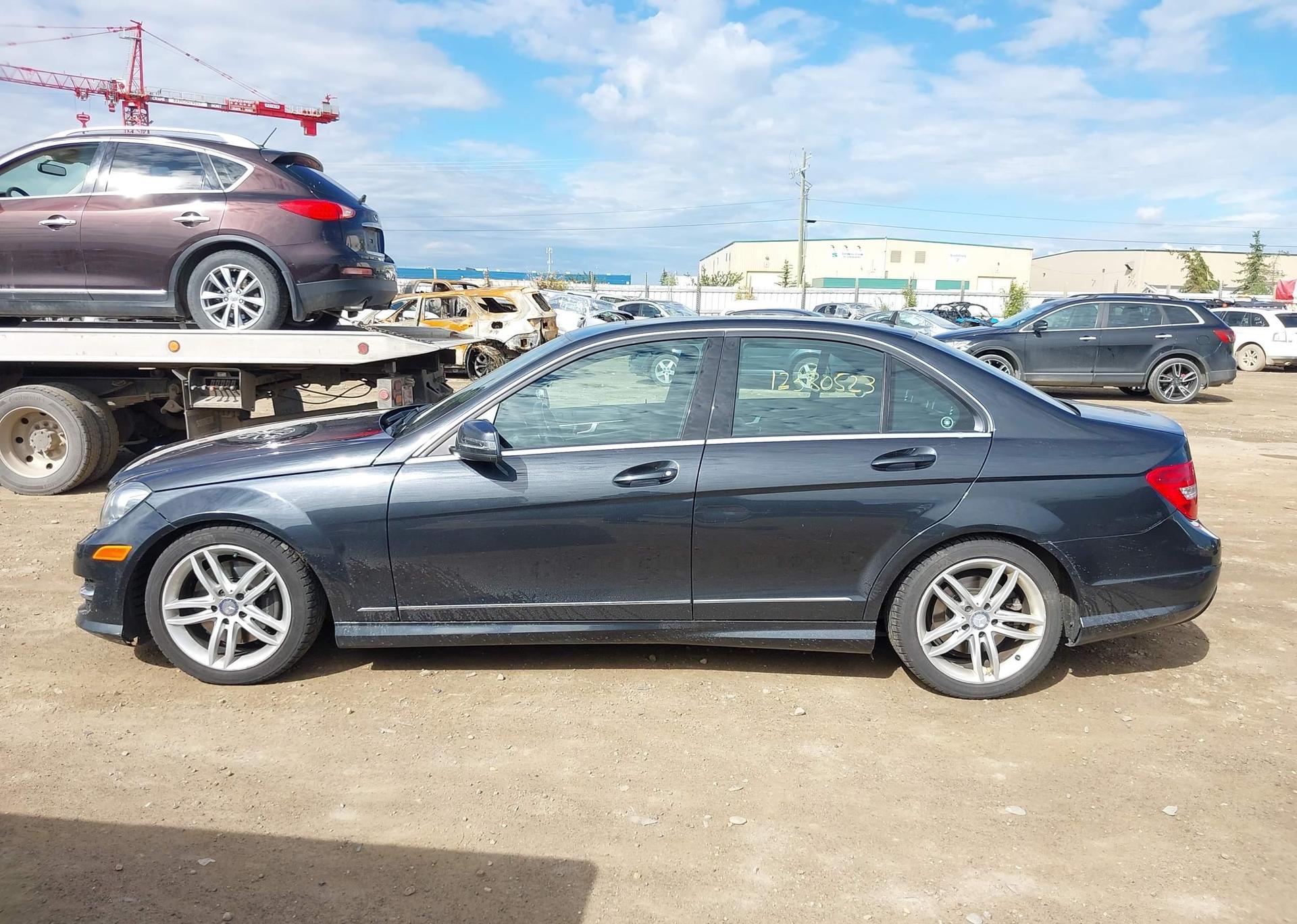2013 MERCEDES-BENZ C 300 4MATIC