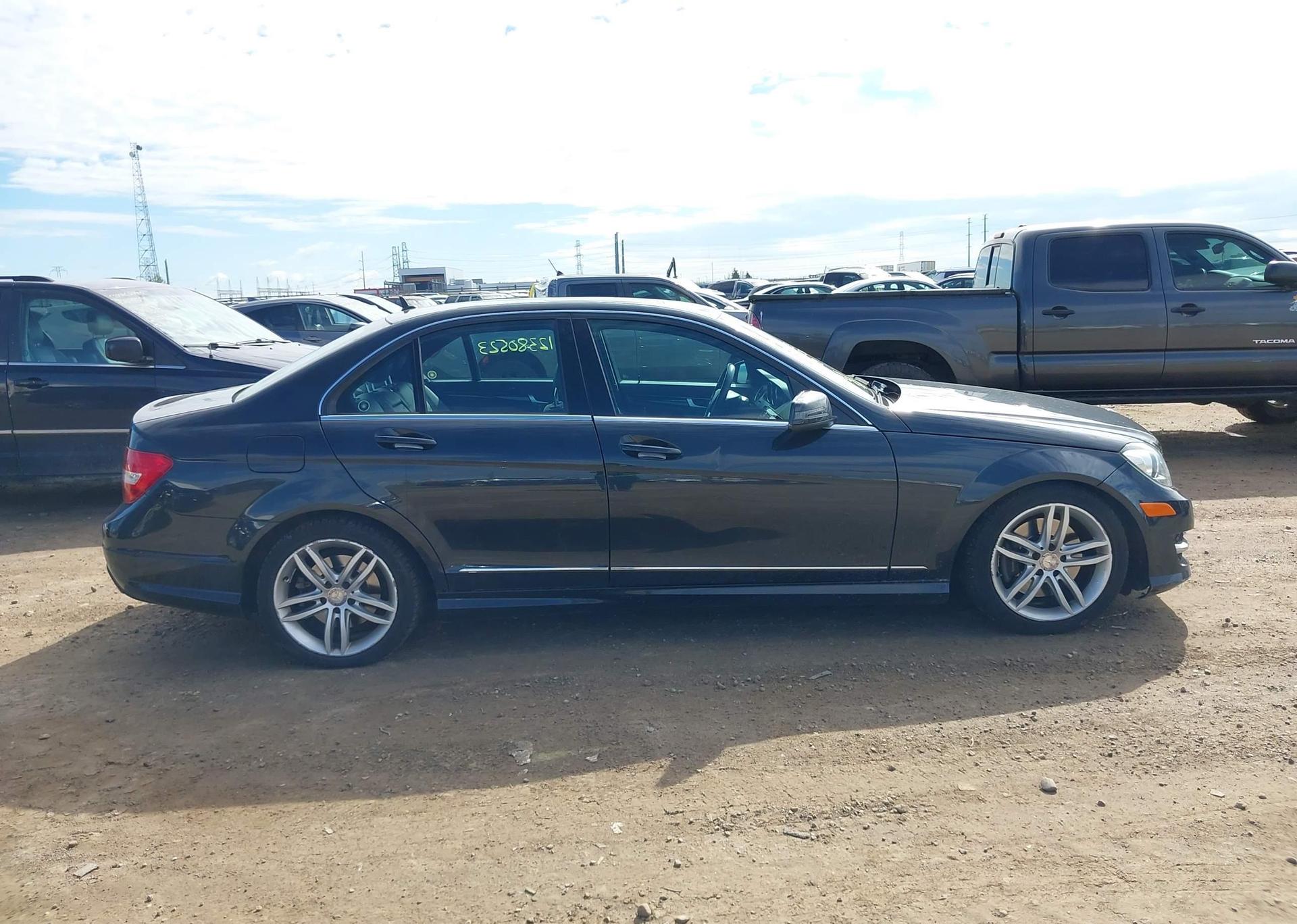 2013 MERCEDES-BENZ C 300 4MATIC