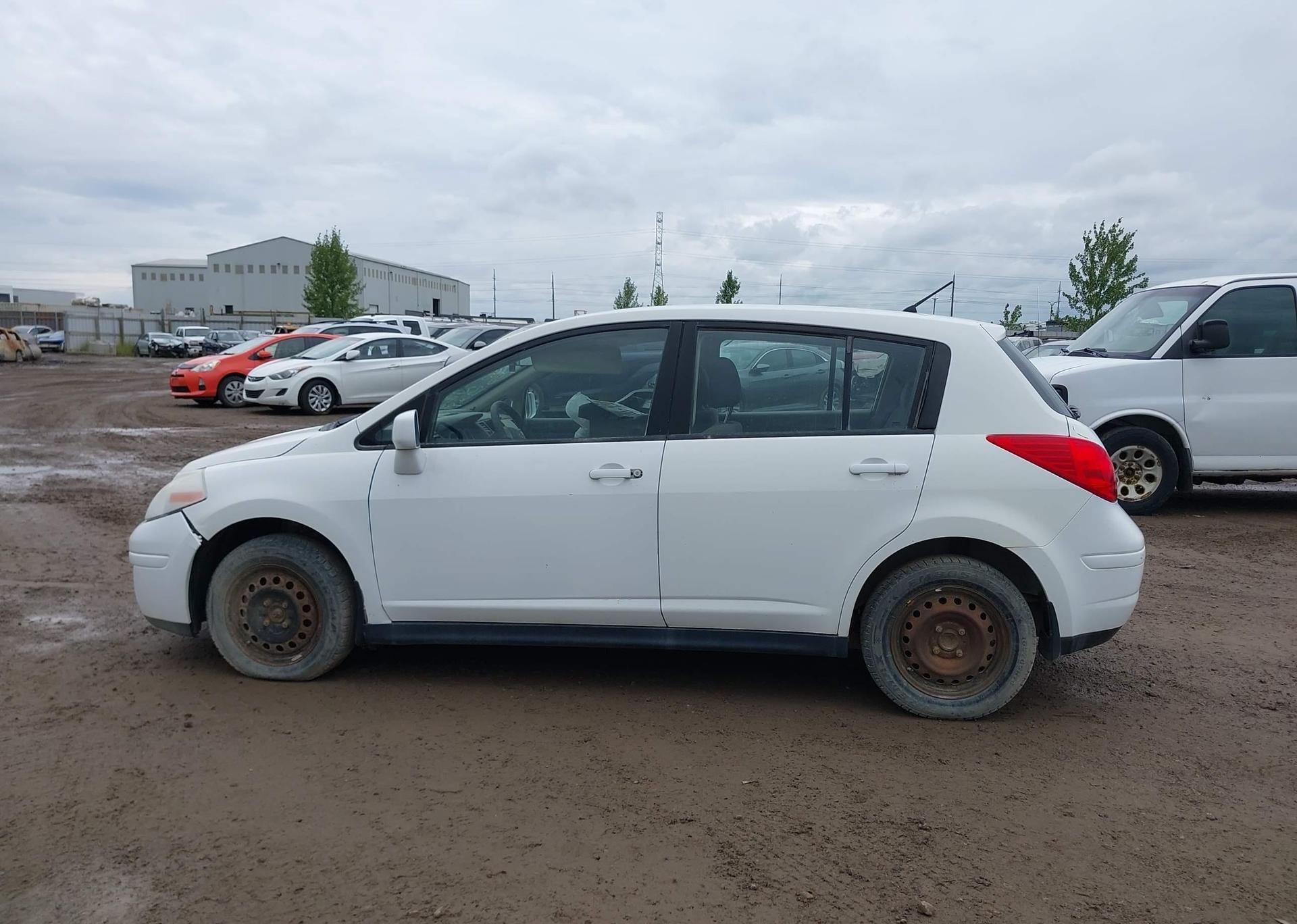 2009 NISSAN VERSA 1.8S