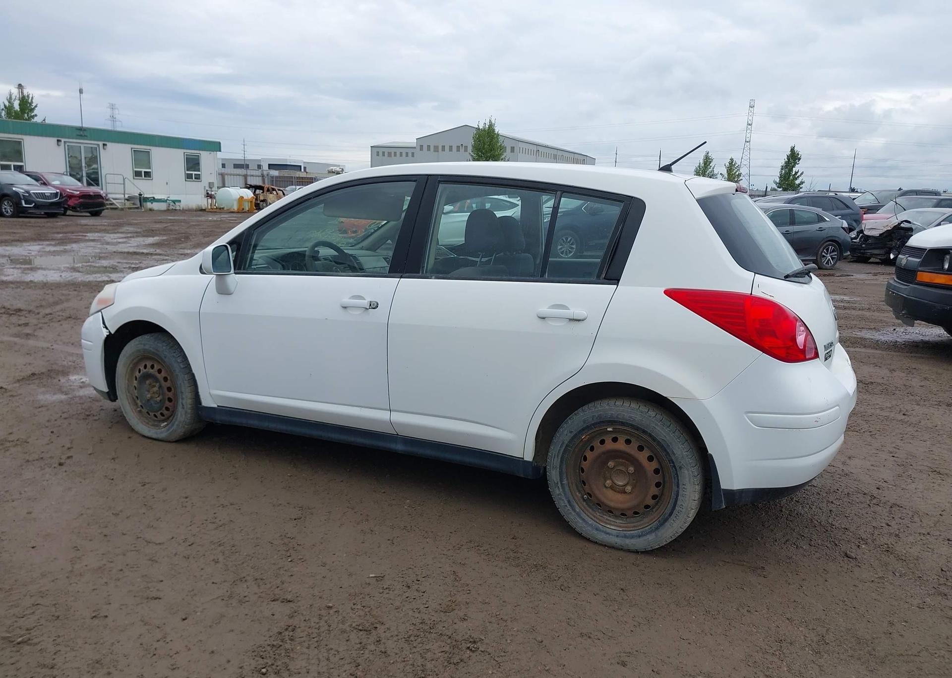 2009 NISSAN VERSA 1.8S