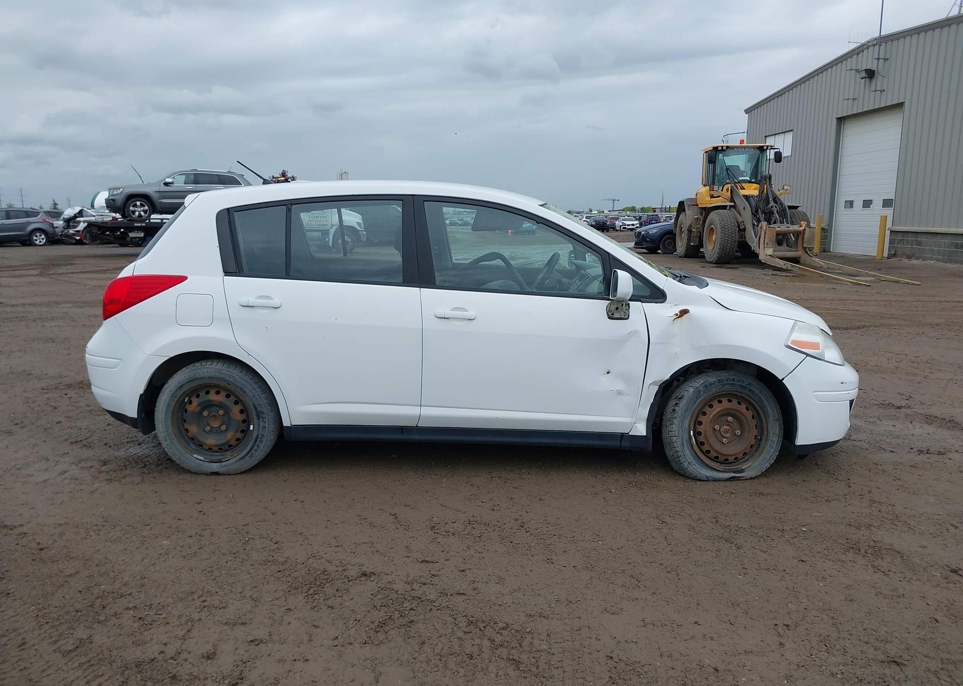 2009 NISSAN VERSA 1.8S