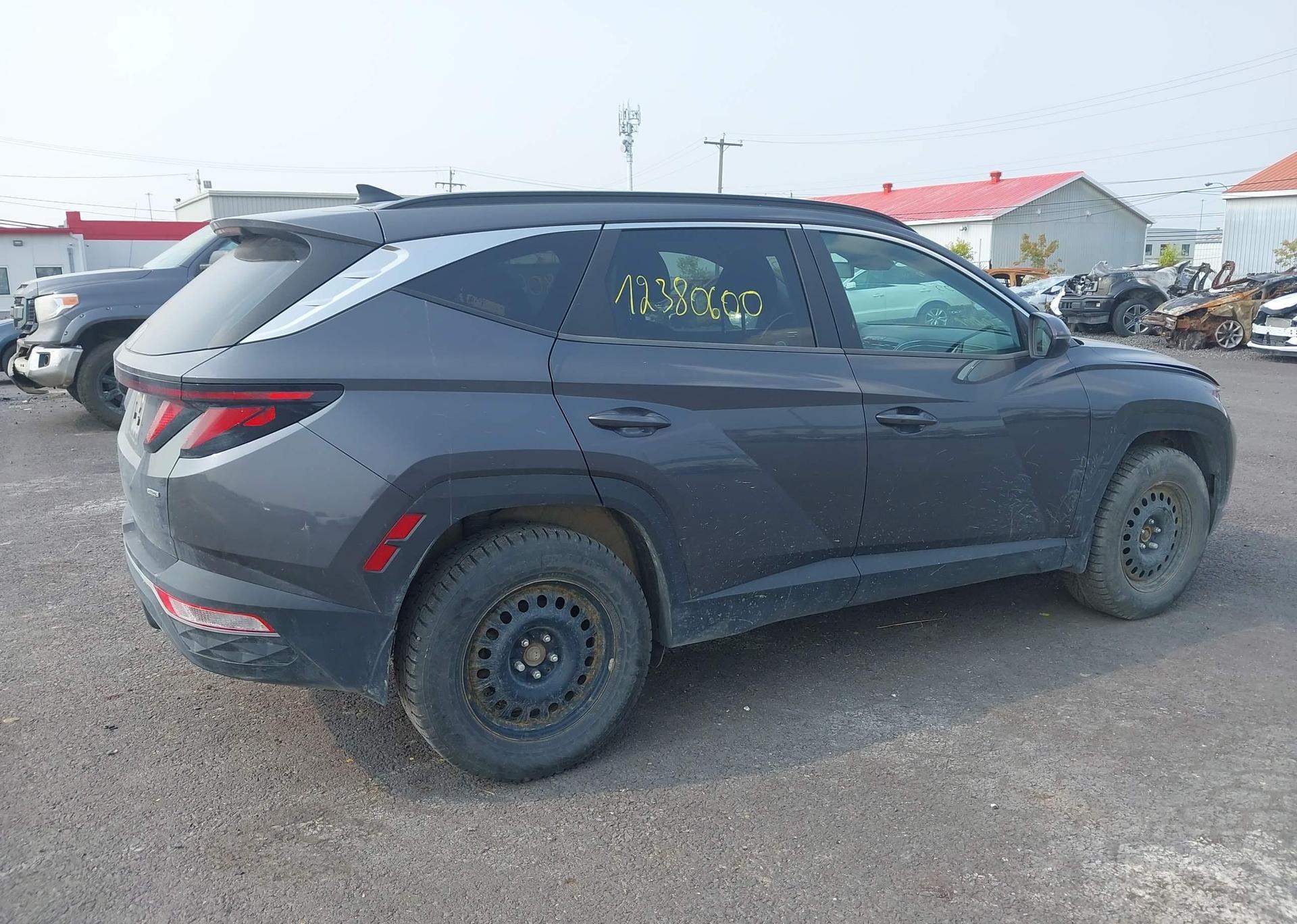 2022 HYUNDAI TUCSON SEL