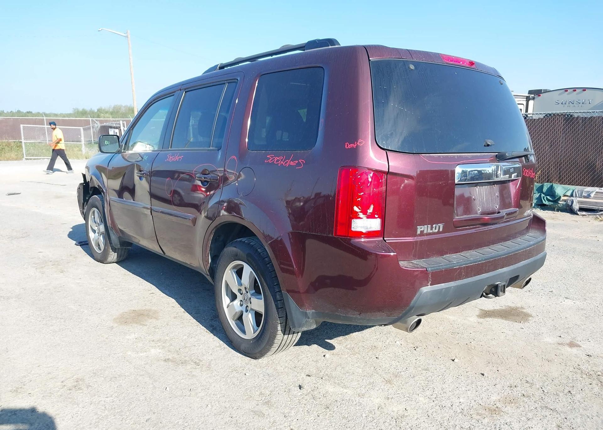 2011 HONDA PILOT EX