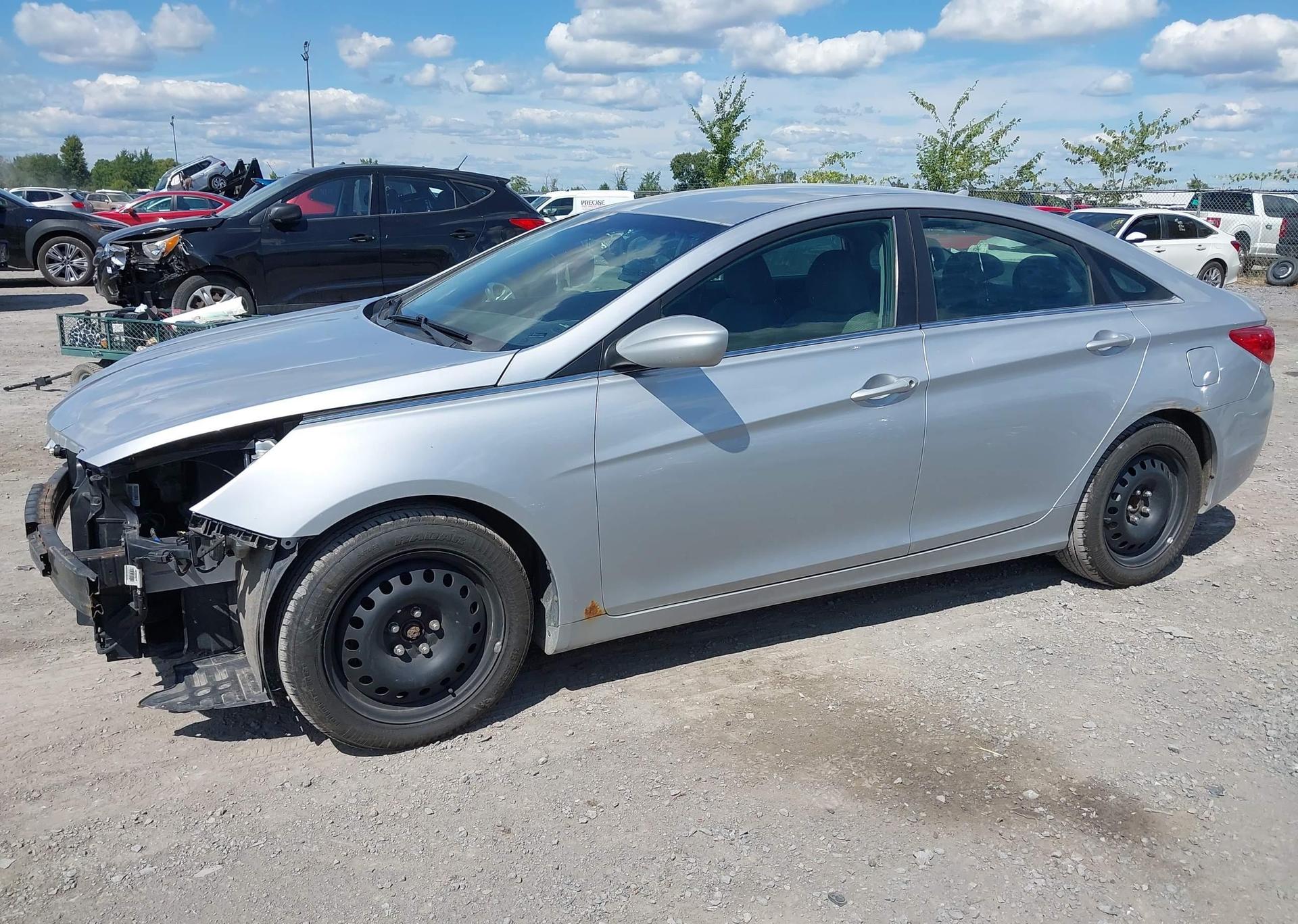 2012 HYUNDAI SONATA GLS