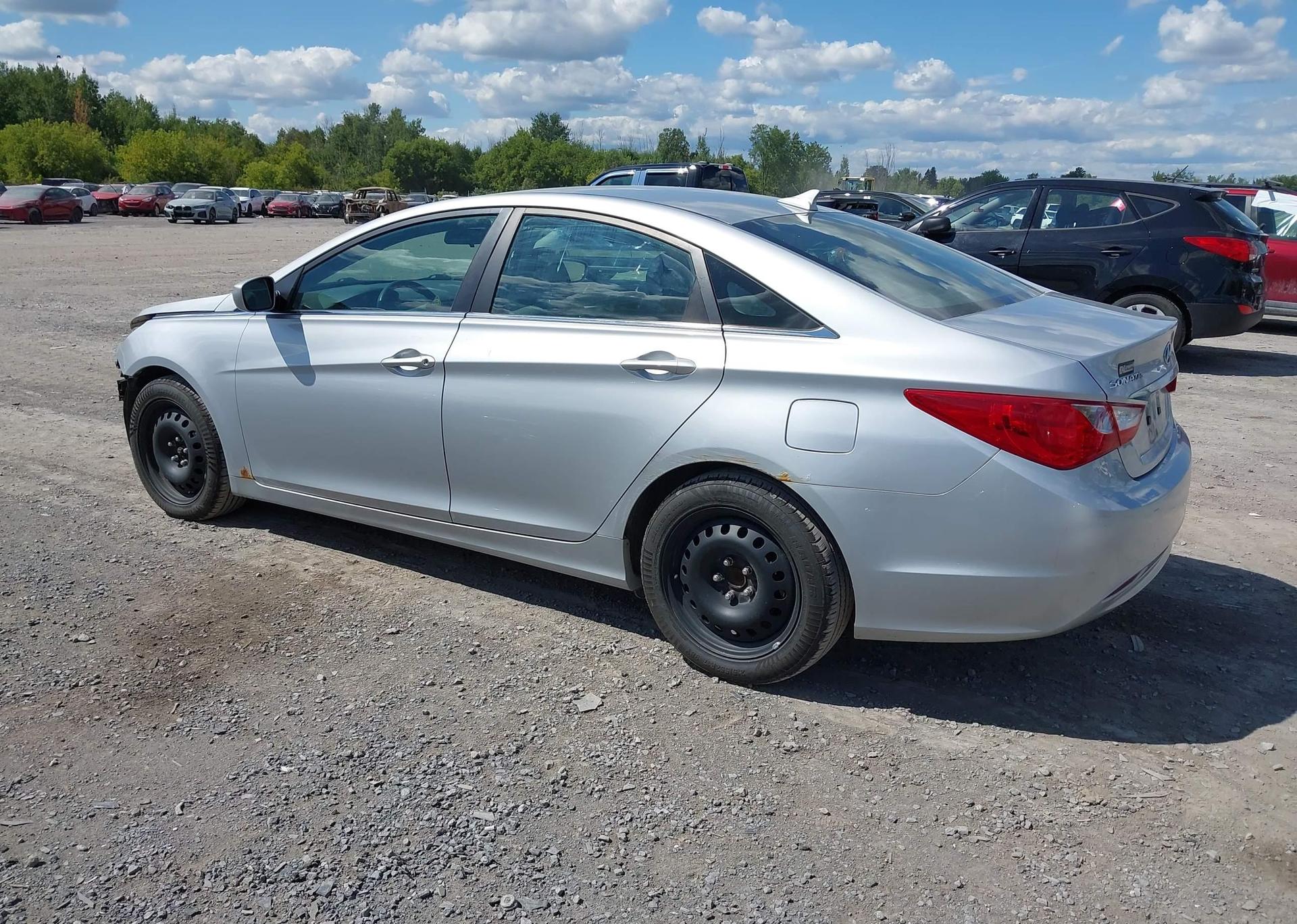 2012 HYUNDAI SONATA GLS
