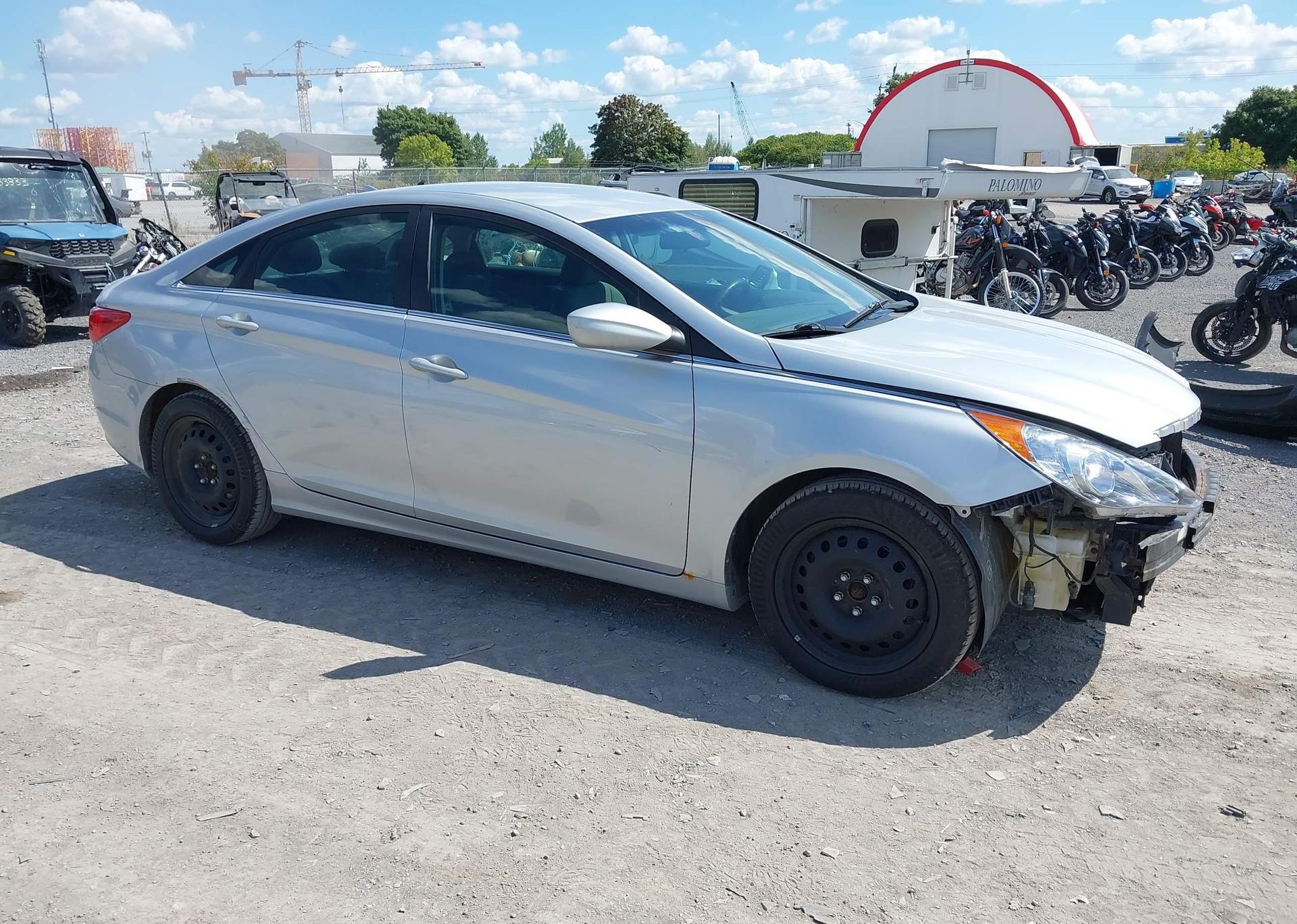 2012 HYUNDAI SONATA GLS