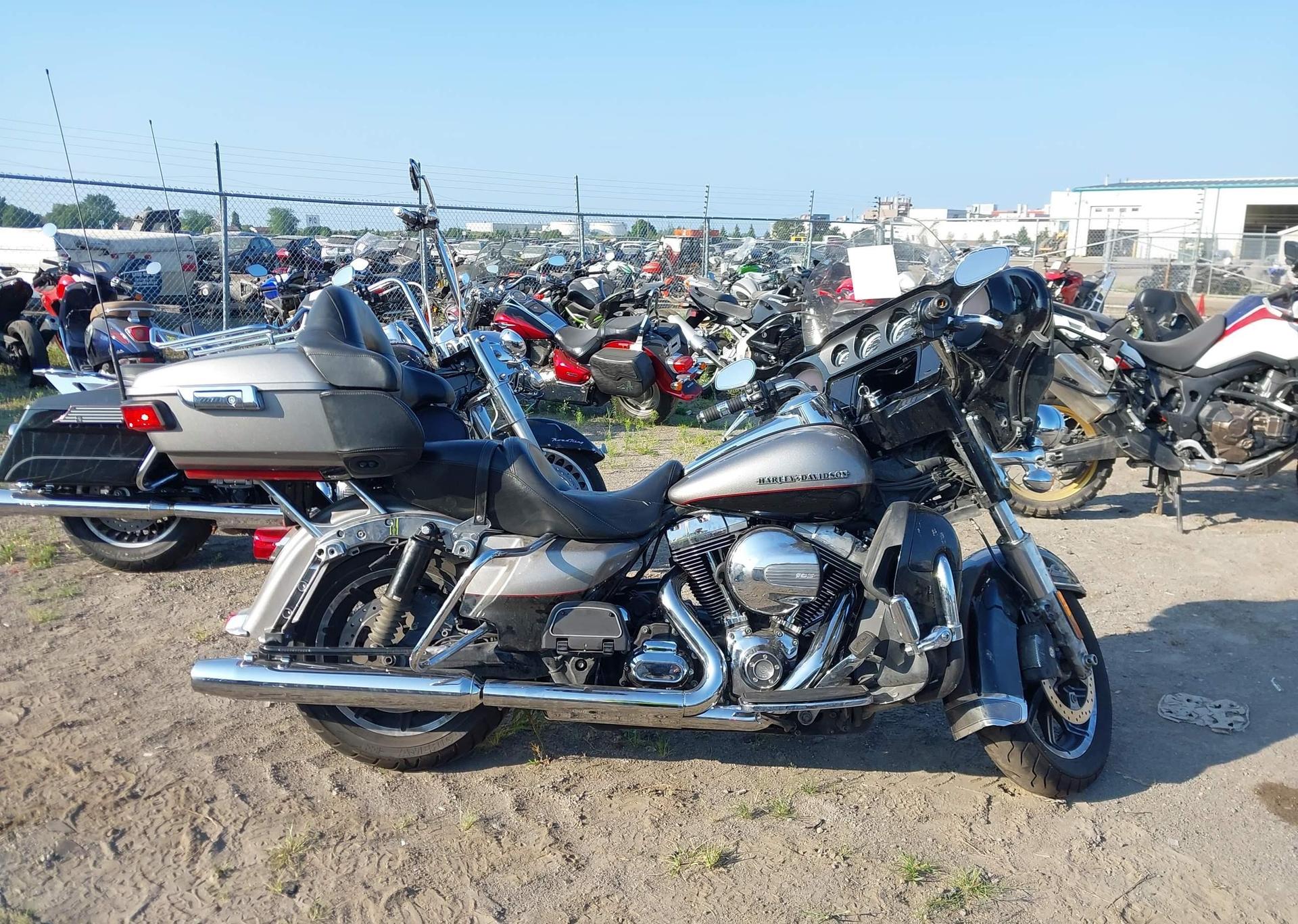 2016 HARLEY-DAVIDSON FLHTK ULTRA LIMITED