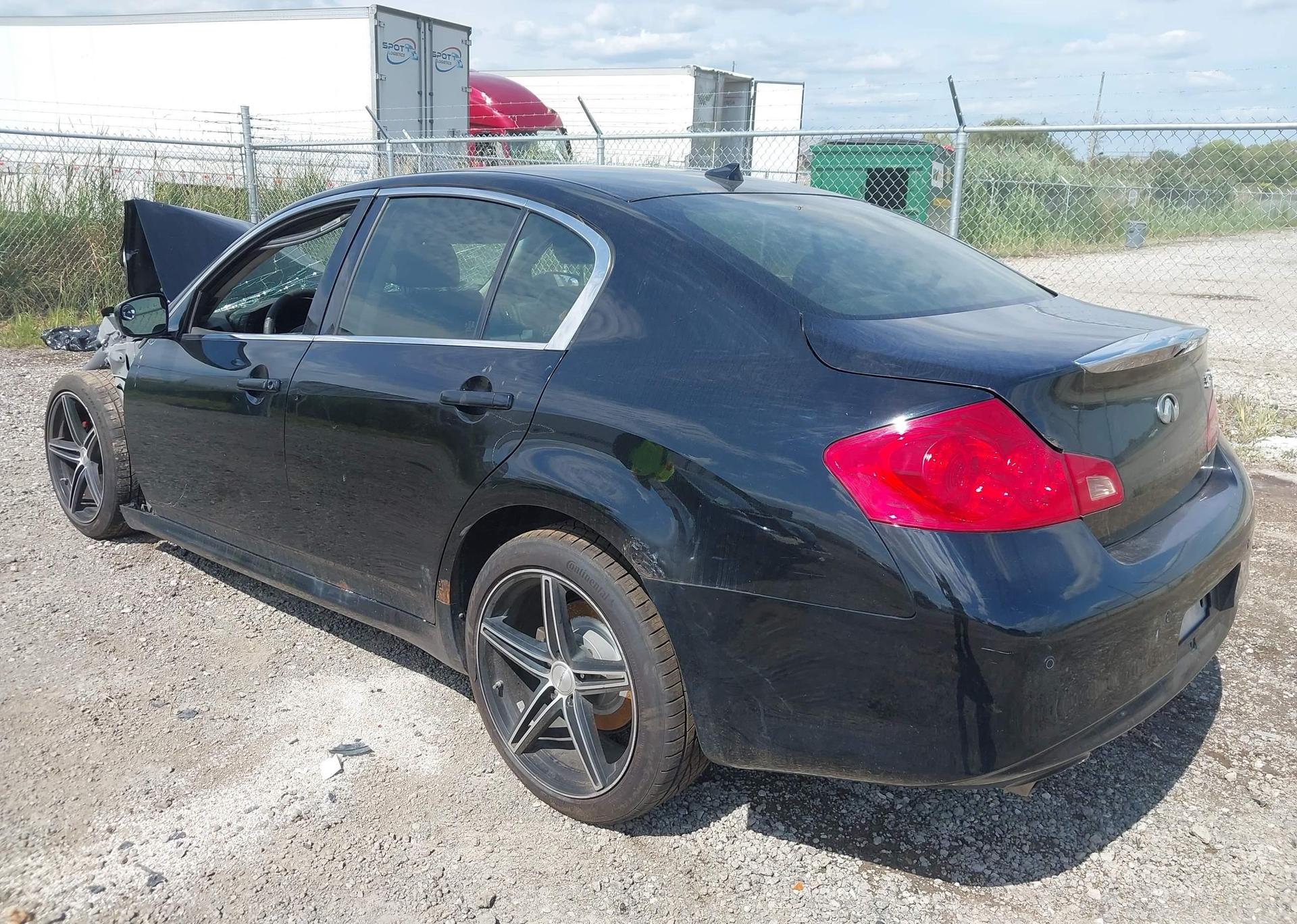 2012 INFINITI G37