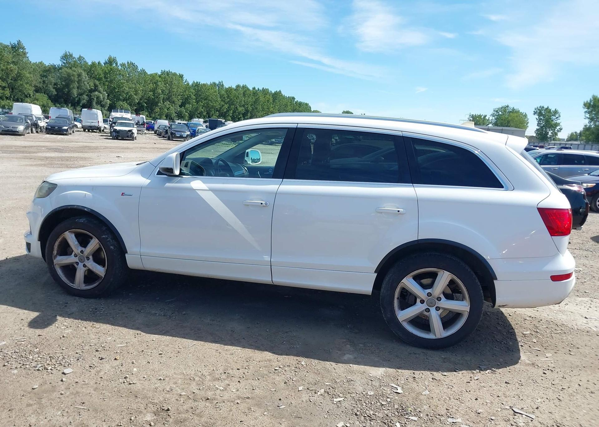 2011 AUDI Q7 3.0 SPORT