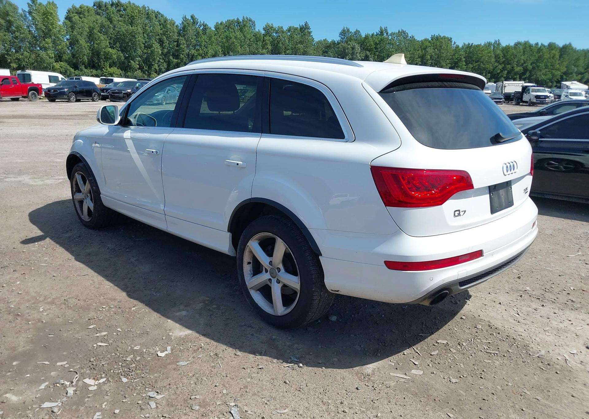2011 AUDI Q7 3.0 SPORT