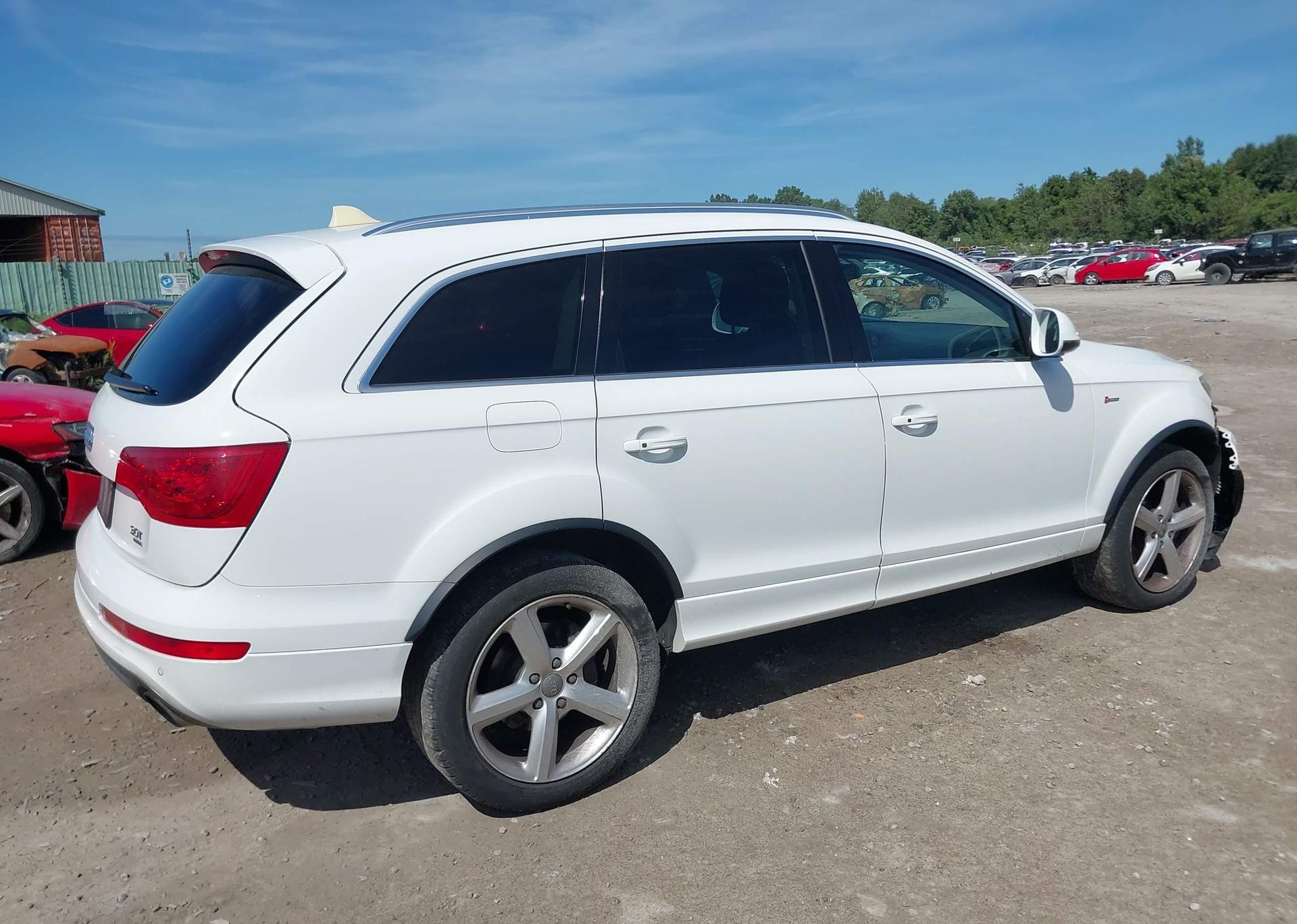 2011 AUDI Q7 3.0 SPORT