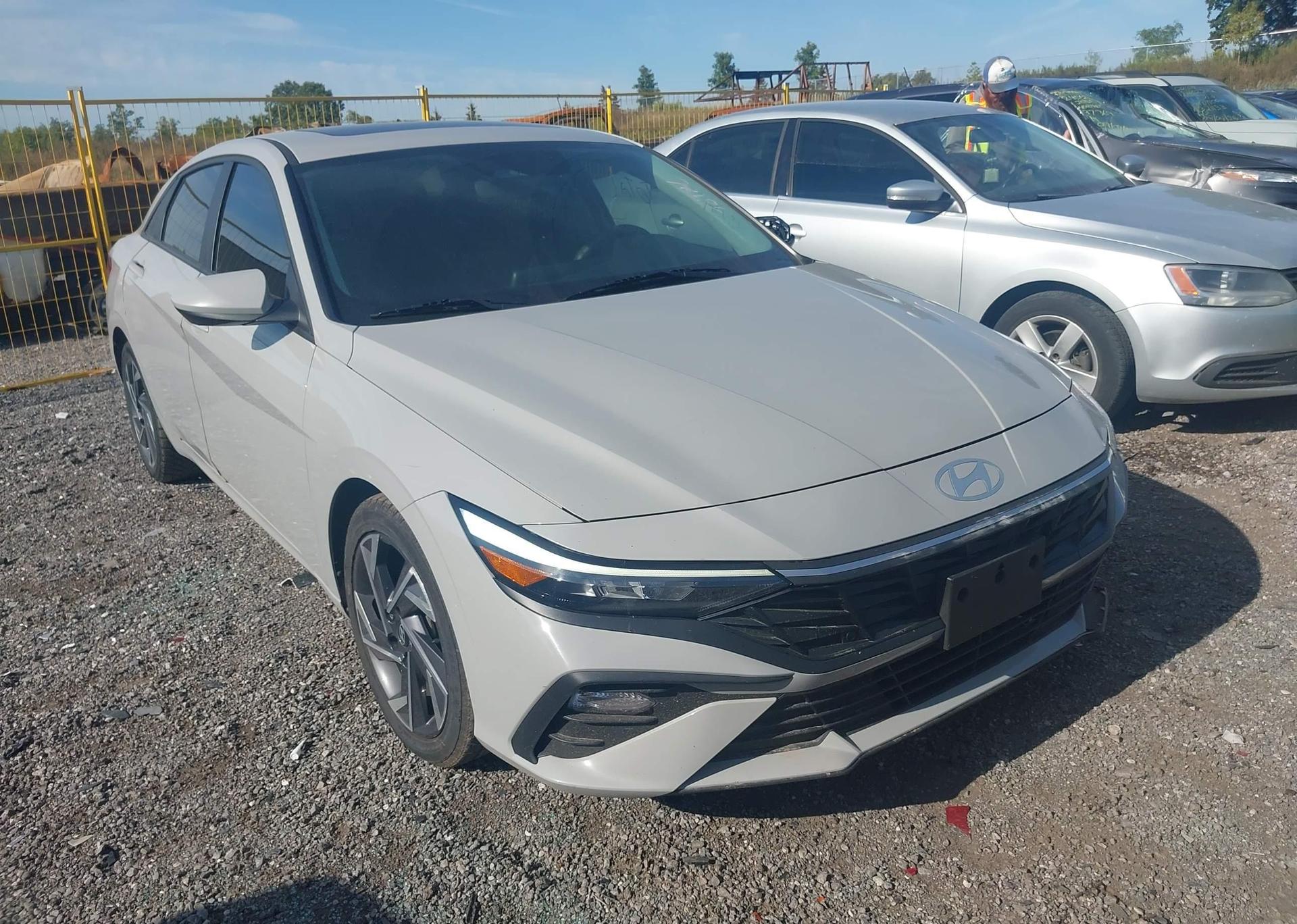2024 HYUNDAI ELANTRA SEL