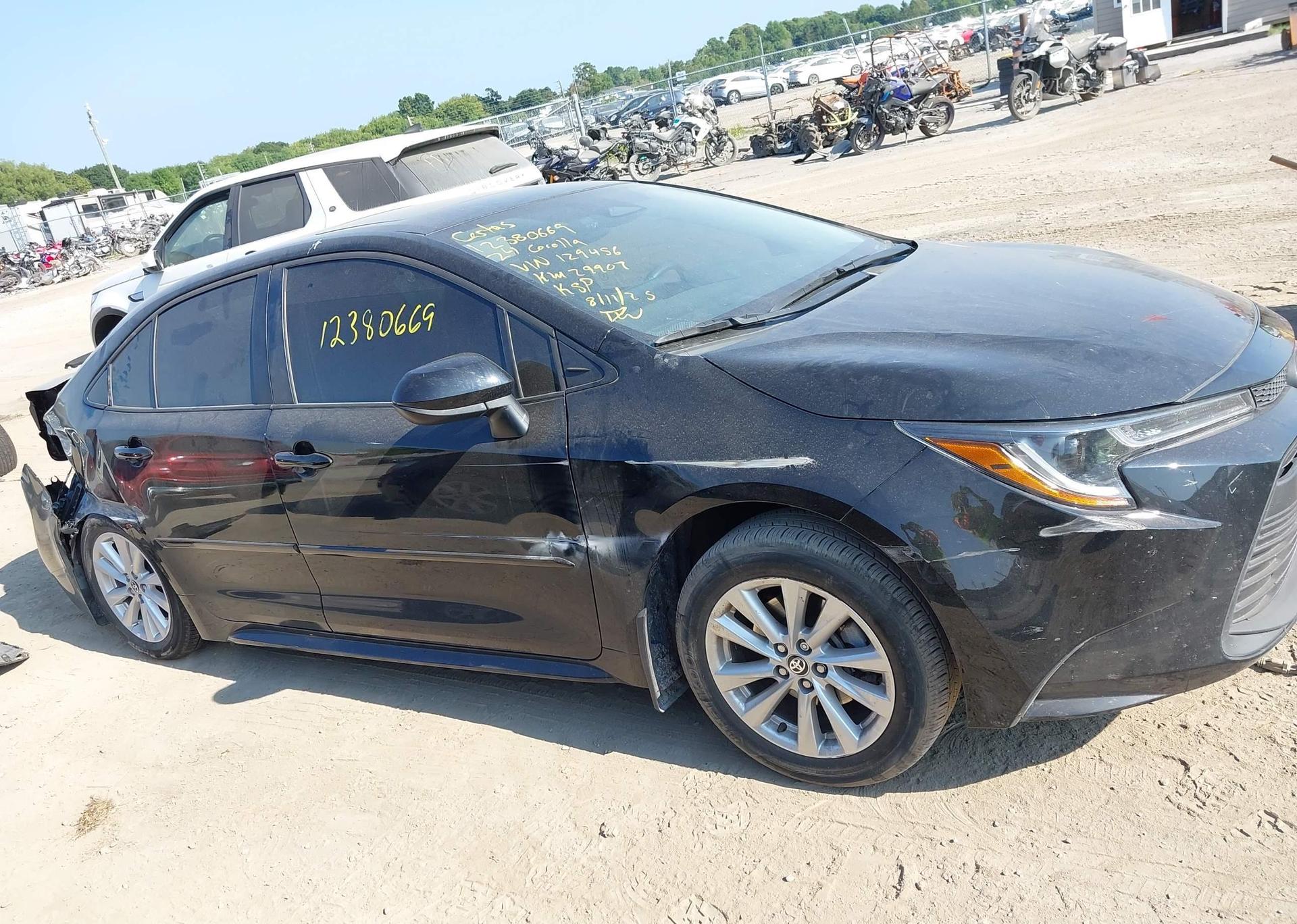 2024 TOYOTA COROLLA LE