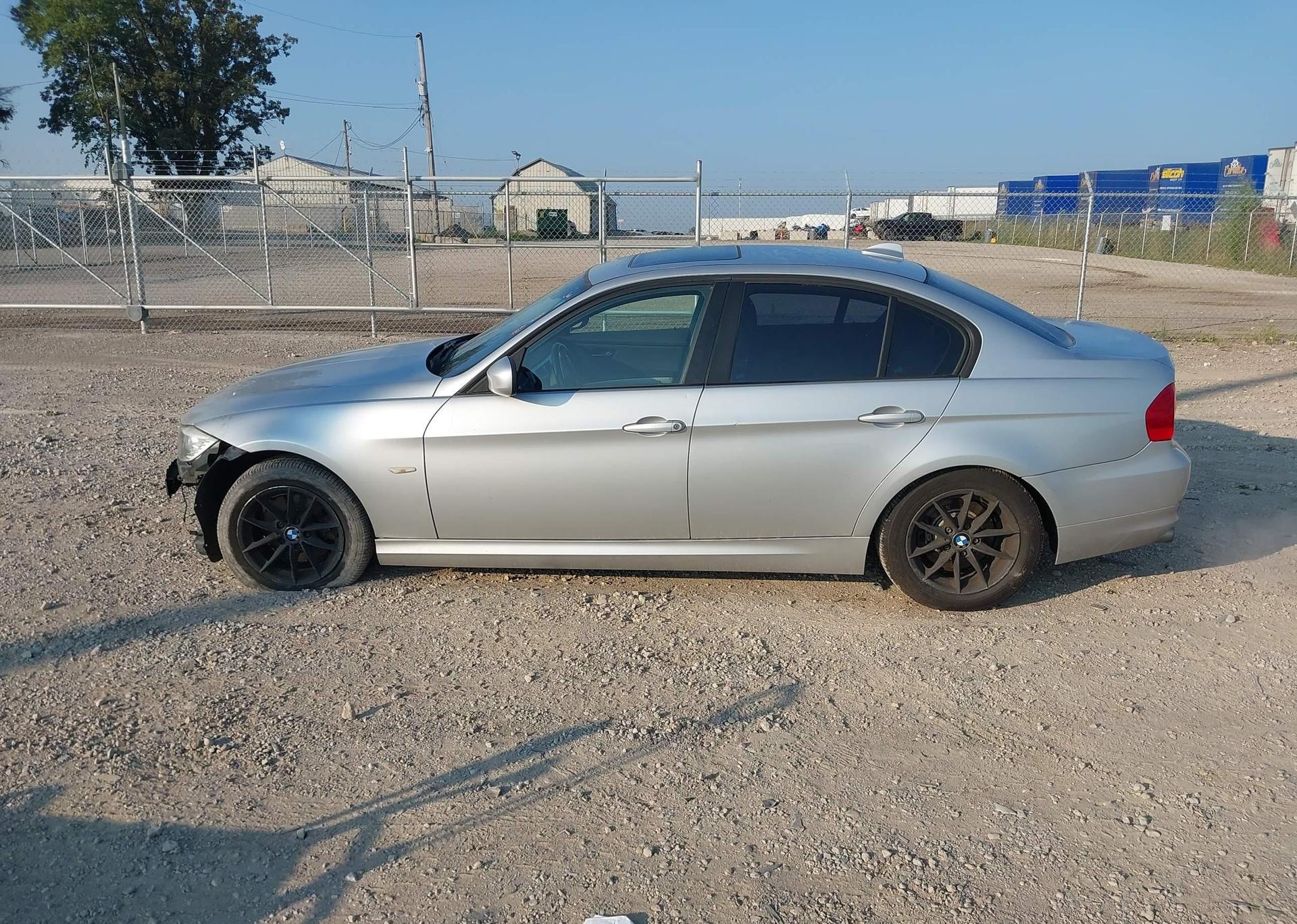 2011 BMW 323 I