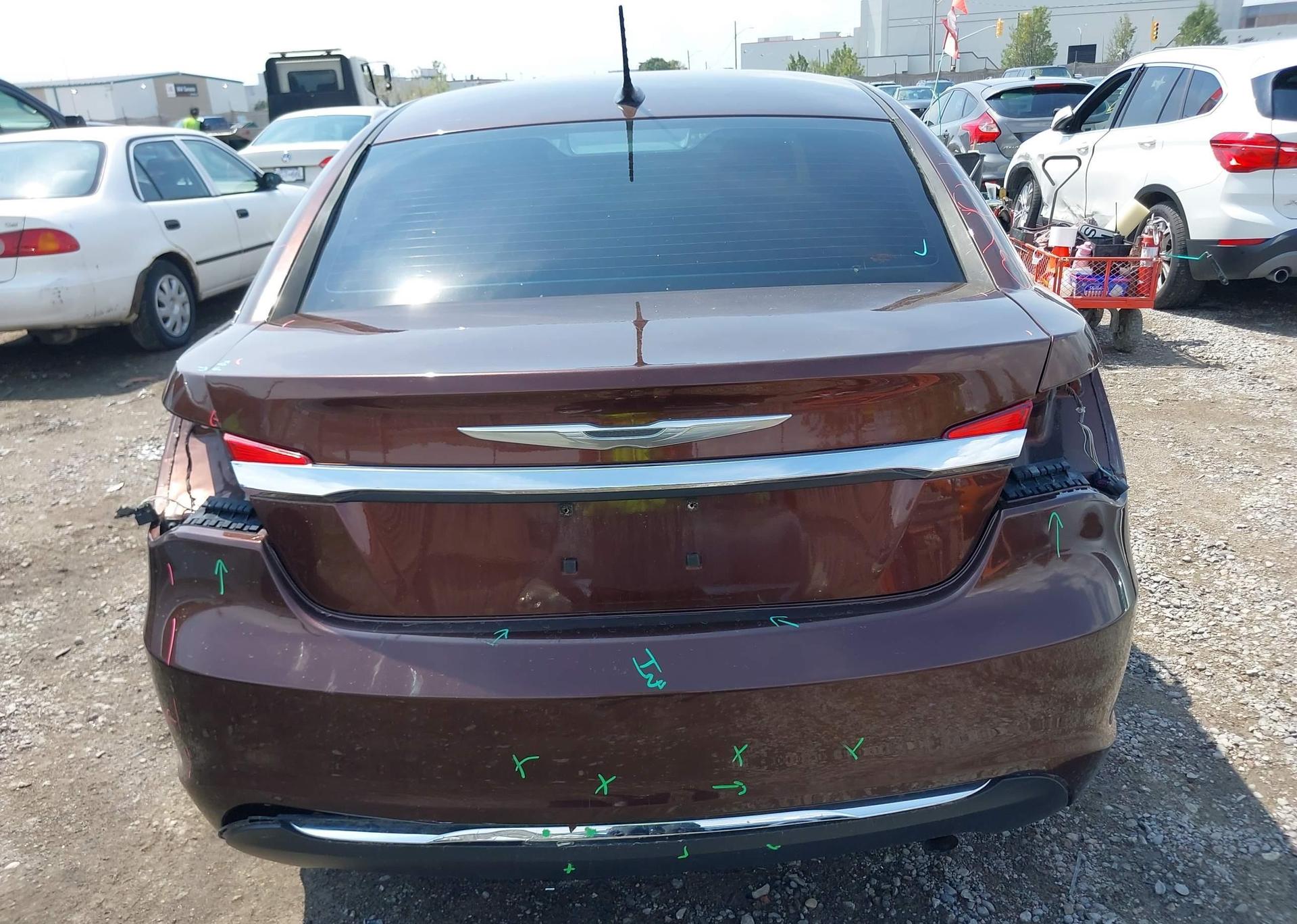 2012 CHRYSLER 200 LX