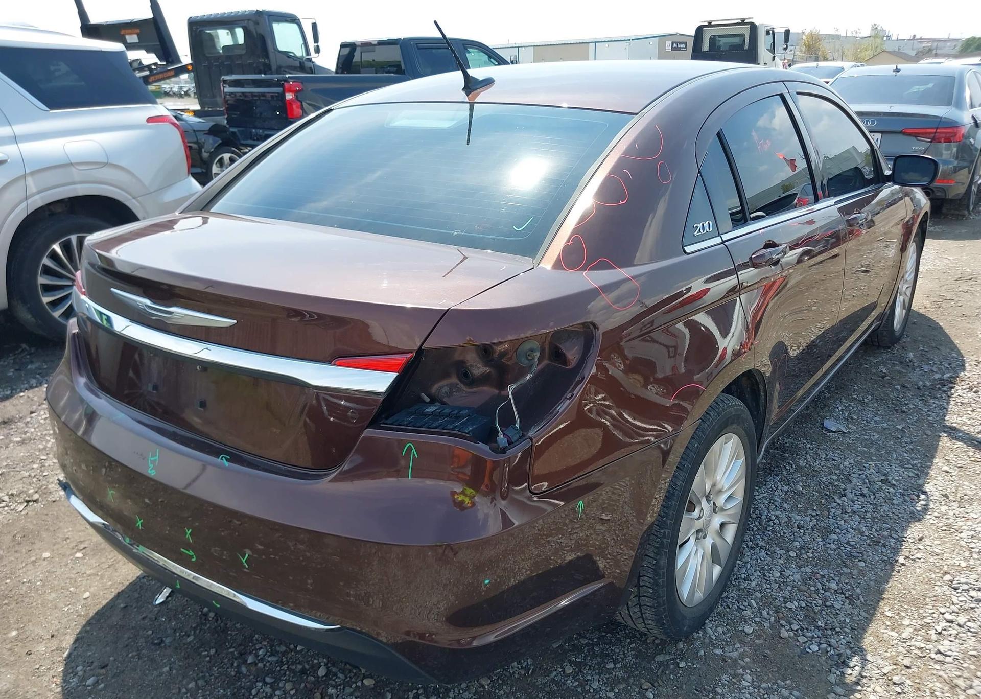 2012 CHRYSLER 200 LX