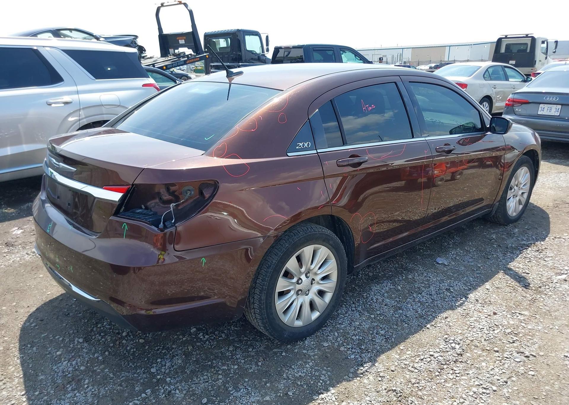 2012 CHRYSLER 200 LX
