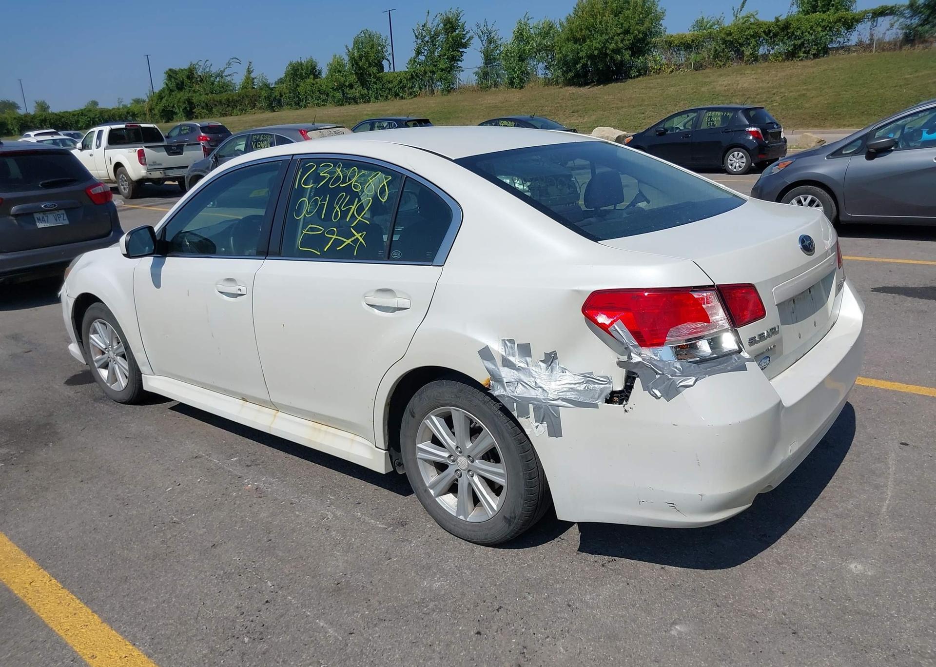 2013 SUBARU LEGACY 2.5I PREMIUM