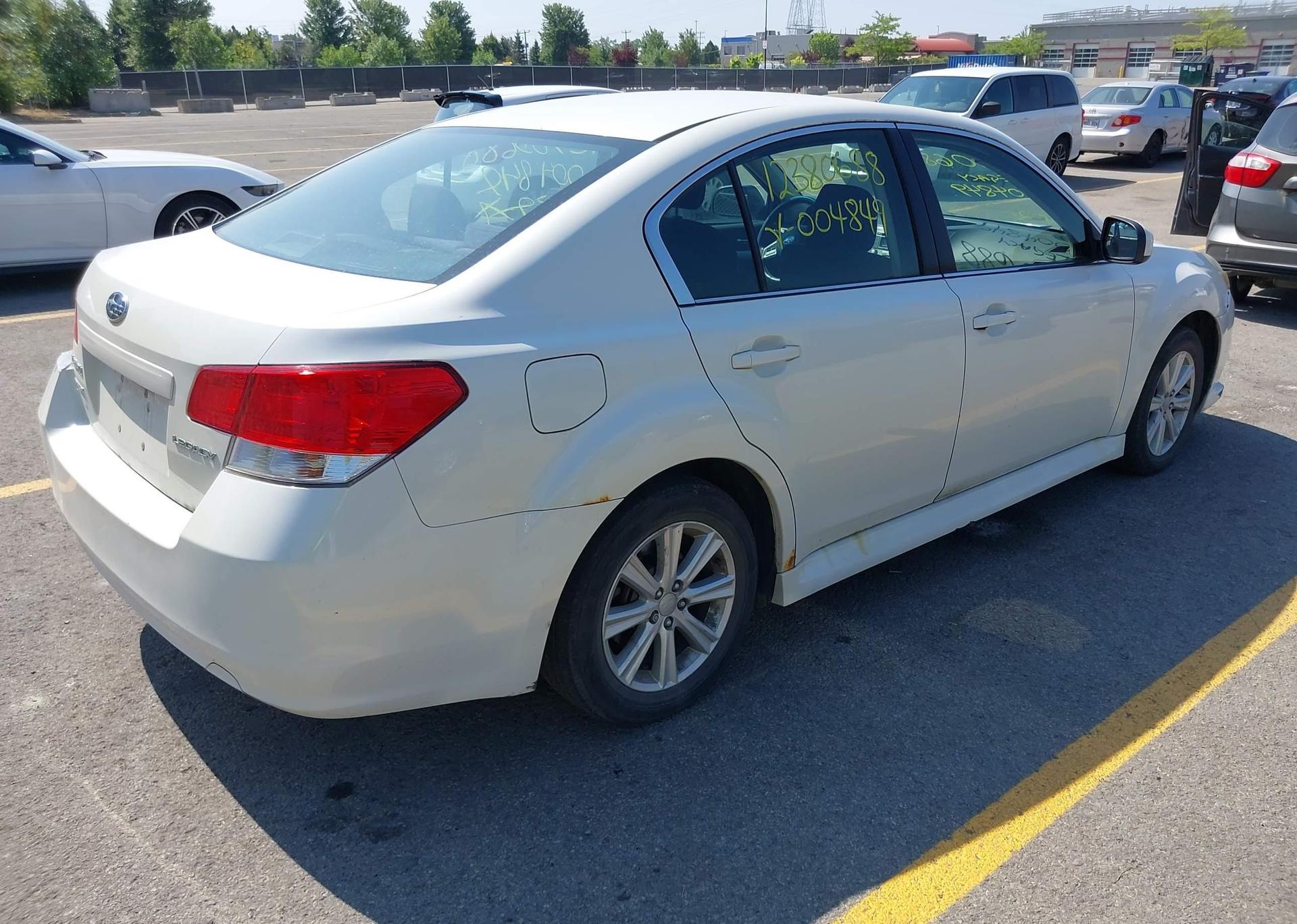 2013 SUBARU LEGACY 2.5I PREMIUM