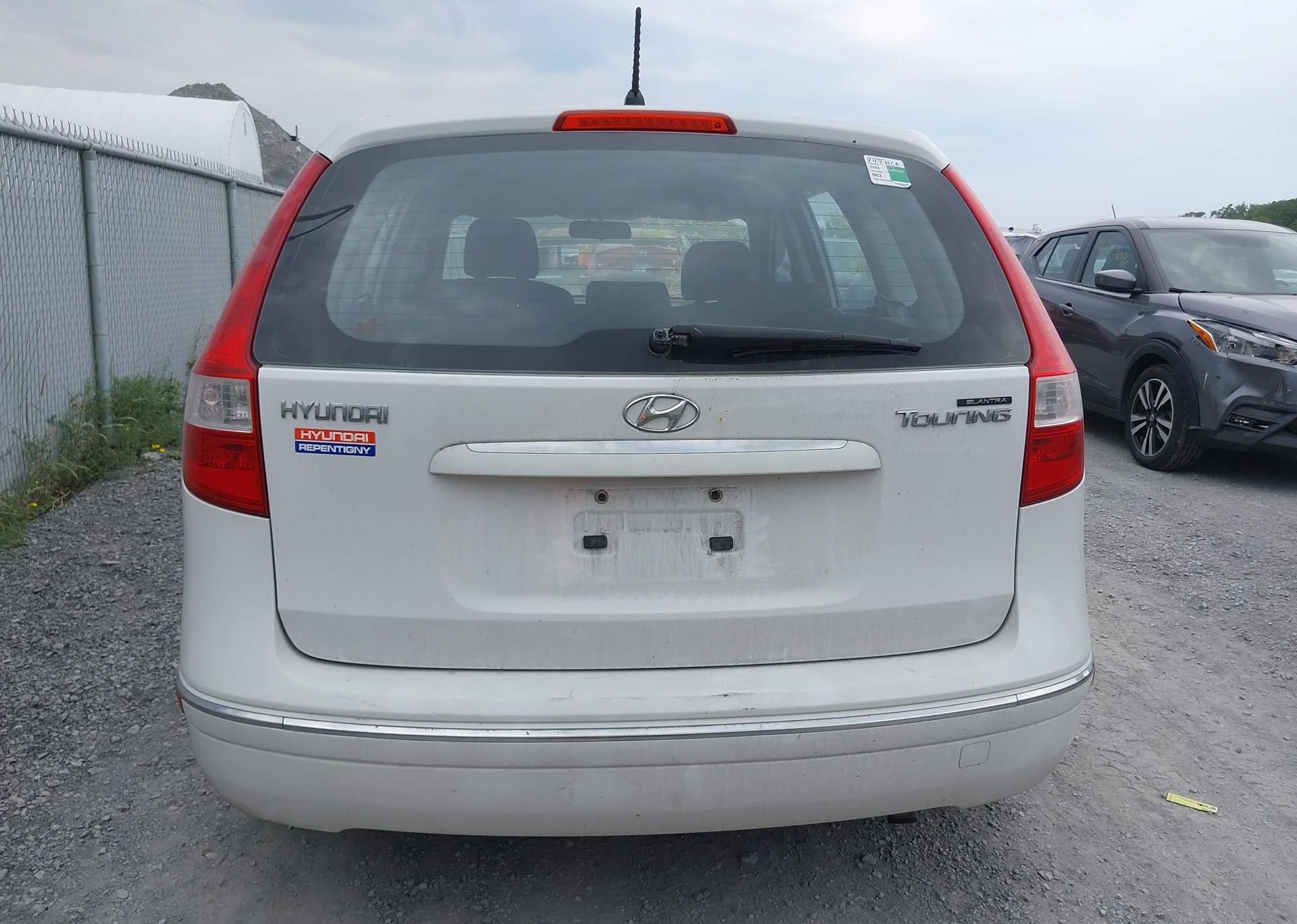 2011 HYUNDAI ELANTRA TOURING GLS
