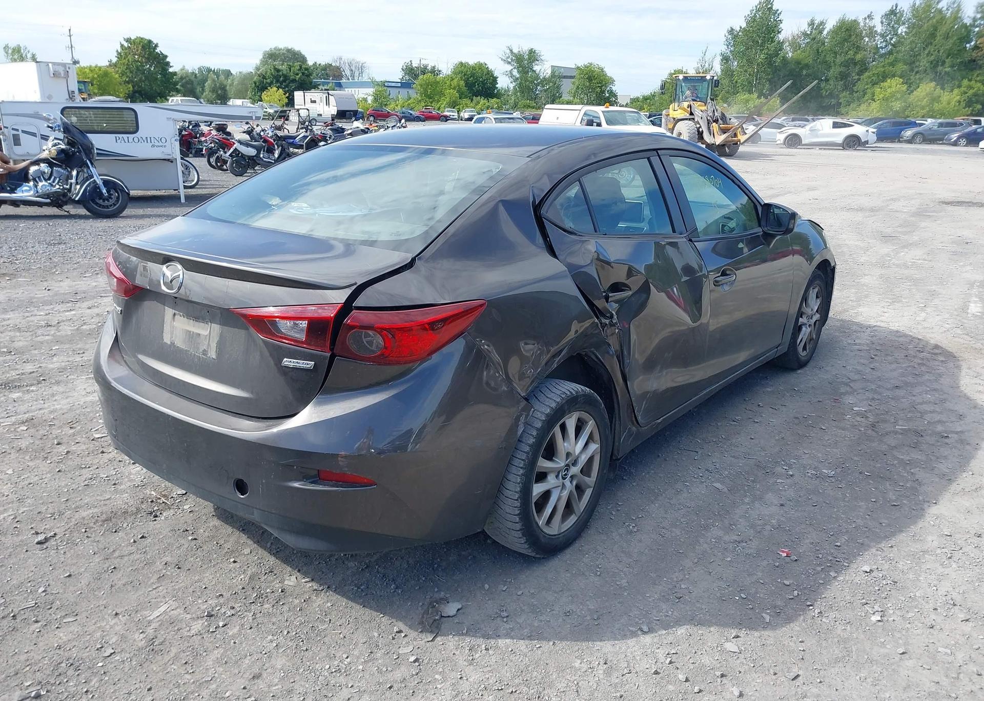 2015 MAZDA MAZDA3 GS