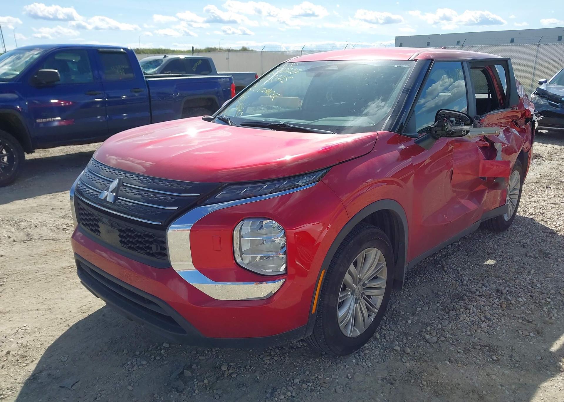 2024 MITSUBISHI OUTLANDER ES