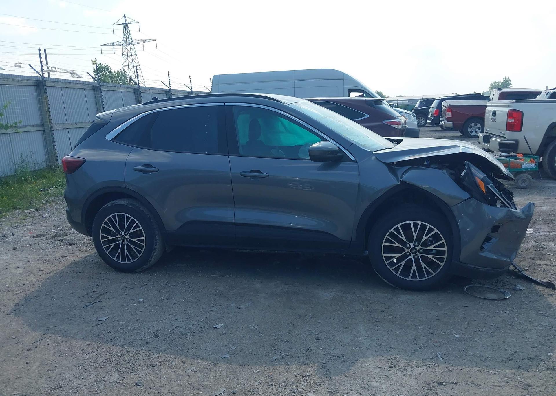 2024 FORD ESCAPE PHEV
