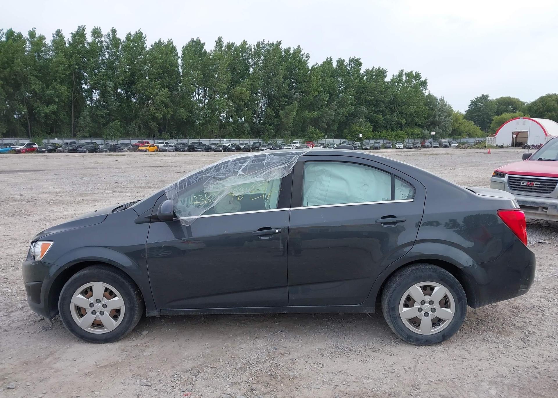 2015 CHEVROLET SONIC LT