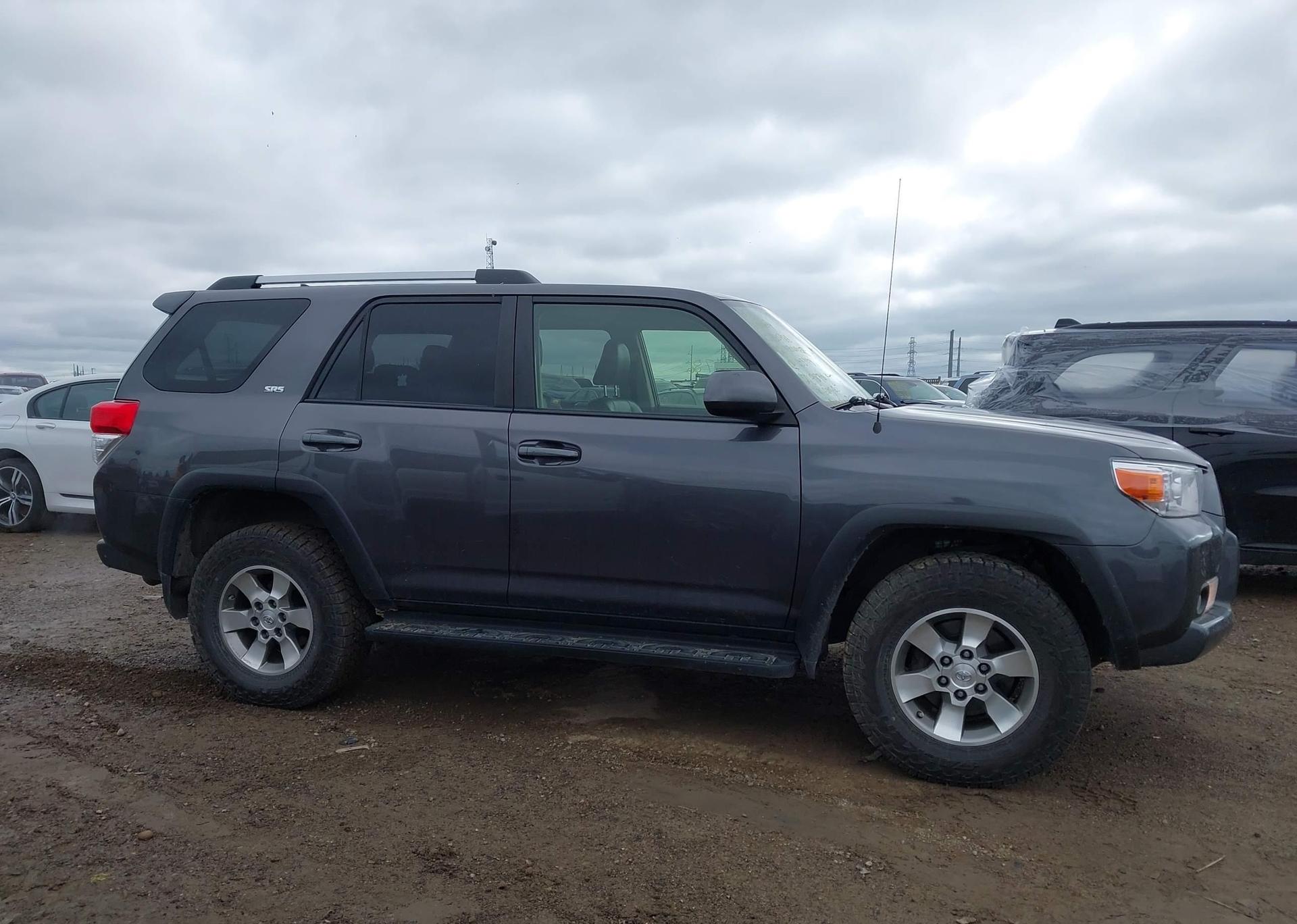 2012 TOYOTA 4RUNNER SR5 V6