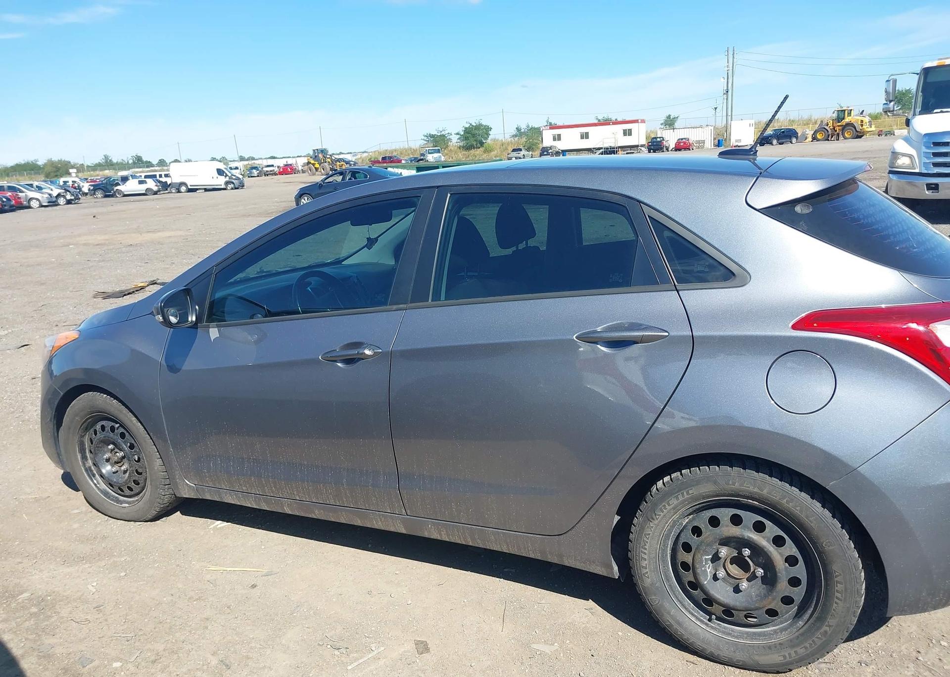 2016 HYUNDAI ELANTRA GT GLS