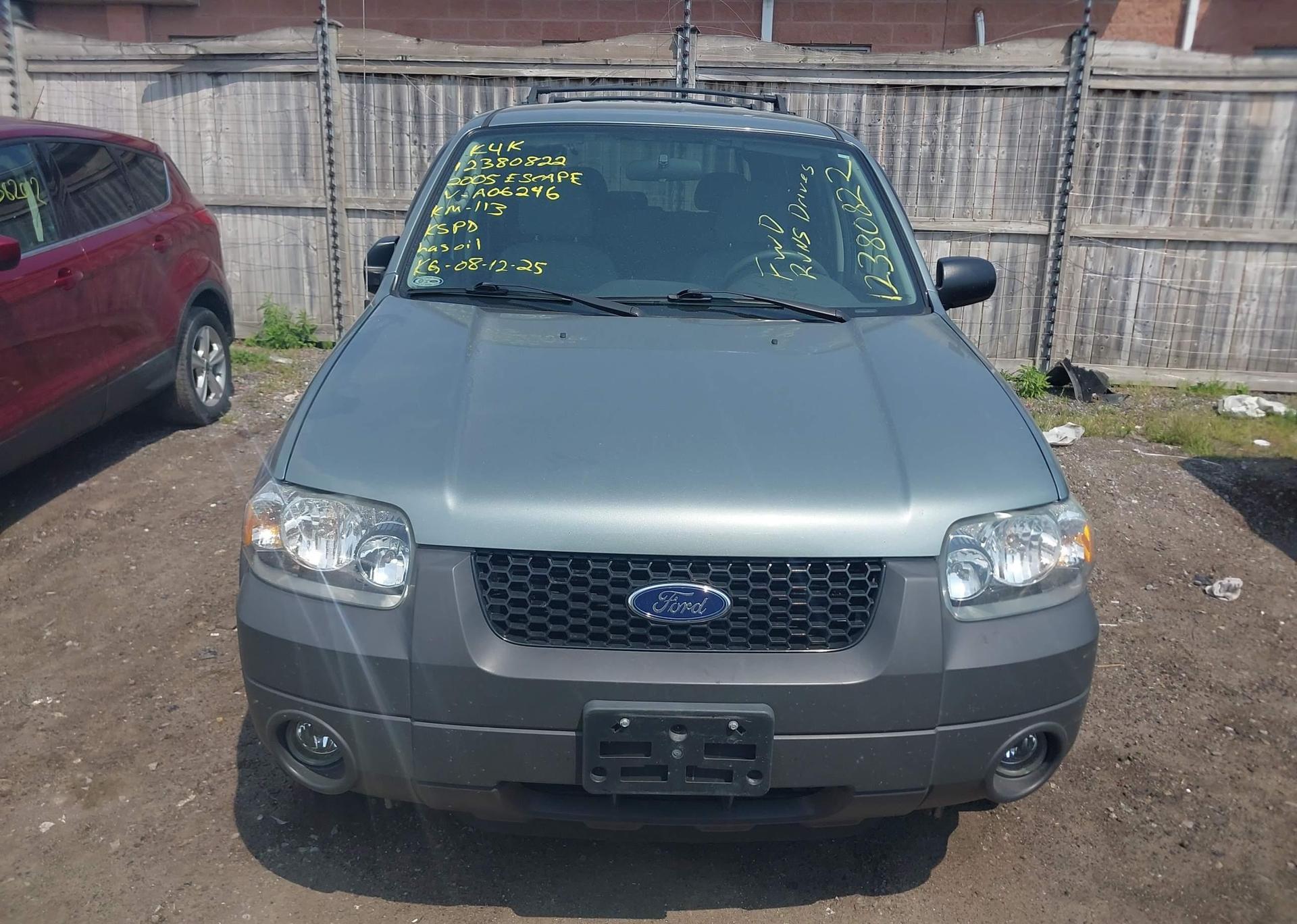 2005 FORD ESCAPE XLT