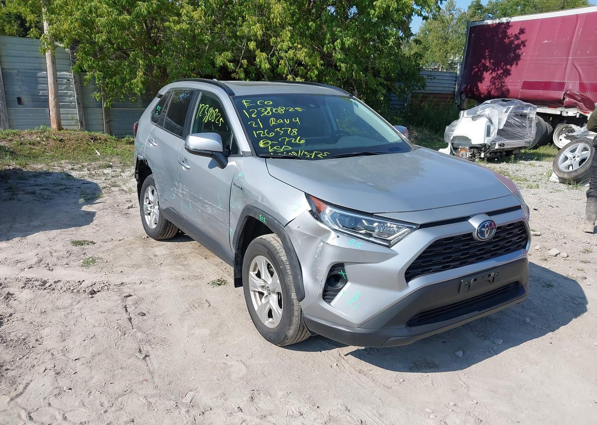 2021 TOYOTA RAV4 HYBRID XLE