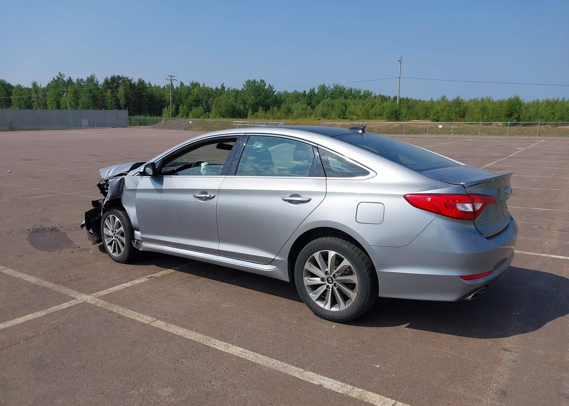2015 HYUNDAI SONATA SPORT