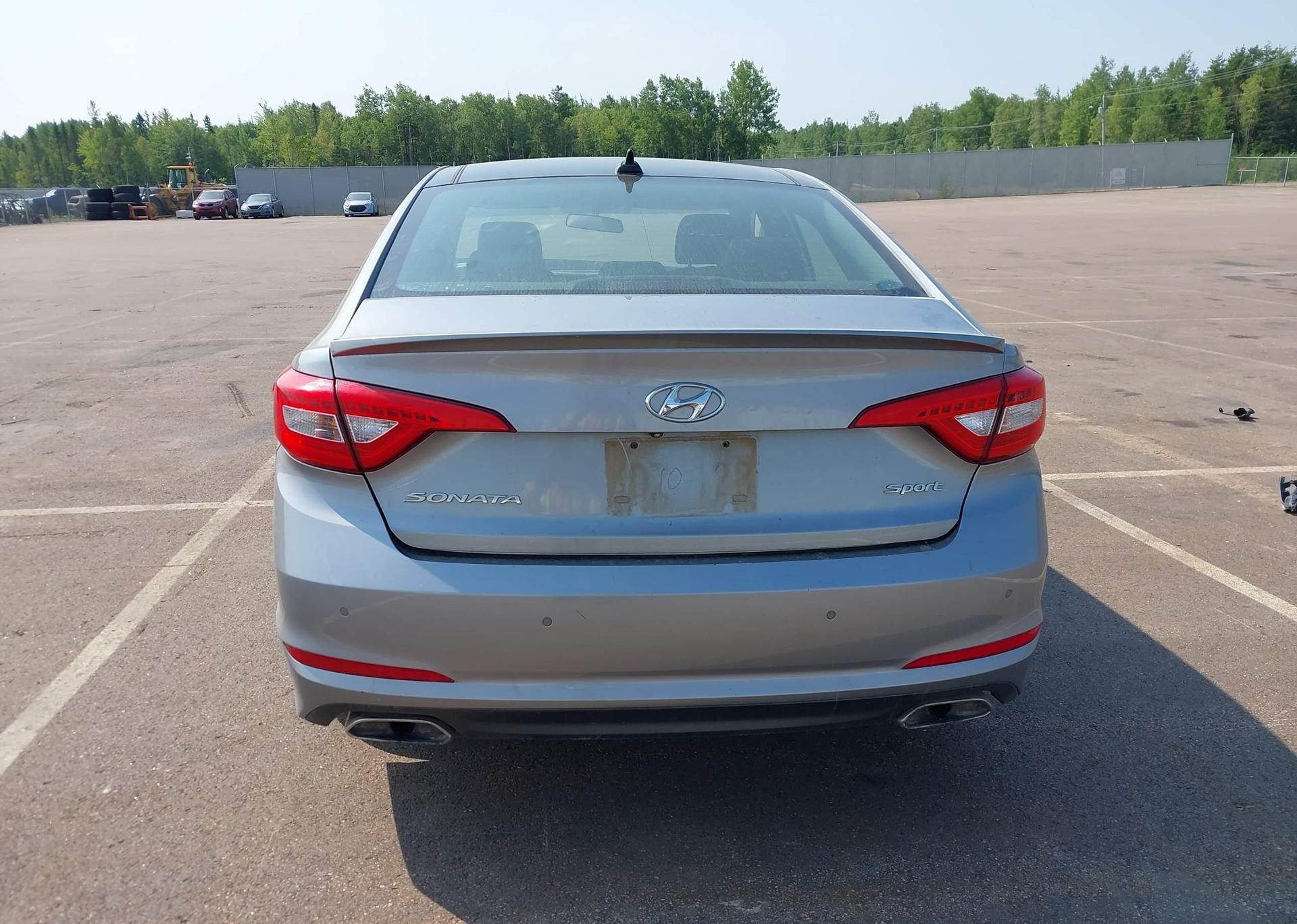 2015 HYUNDAI SONATA SPORT