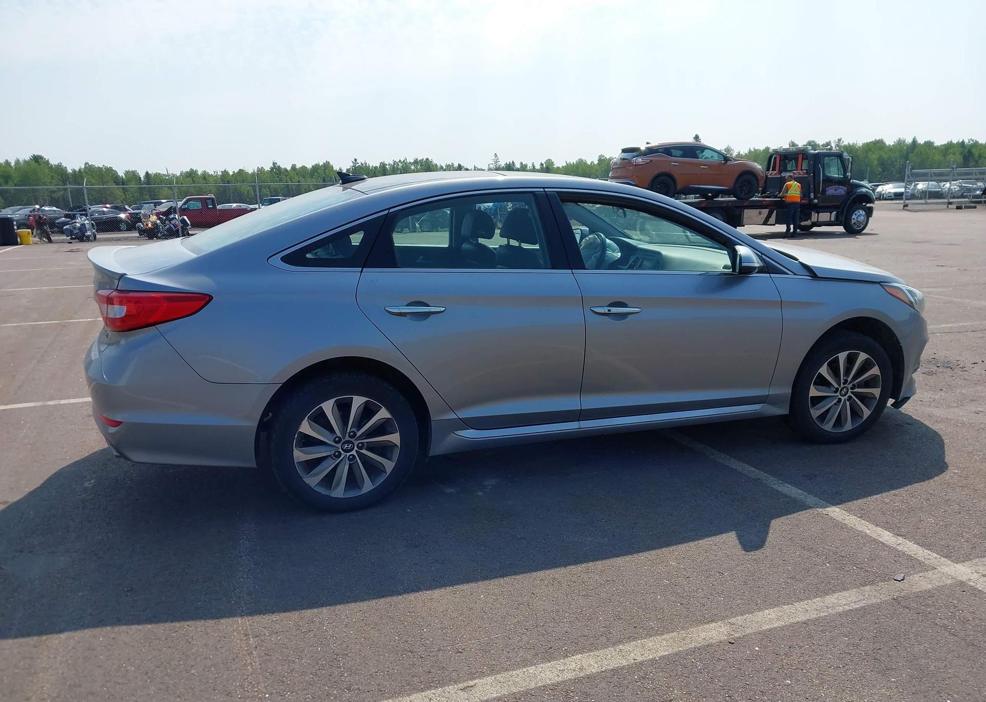 2015 HYUNDAI SONATA SPORT