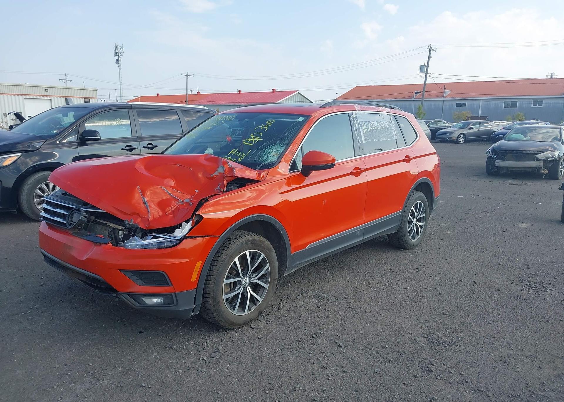 2020 VOLKSWAGEN TIGUAN SE