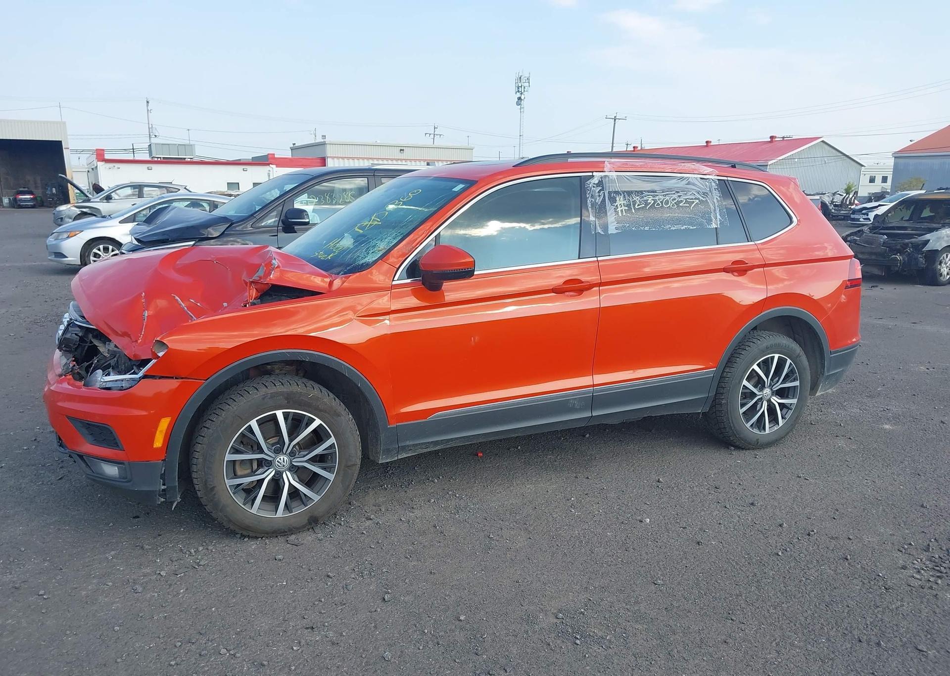2020 VOLKSWAGEN TIGUAN SE
