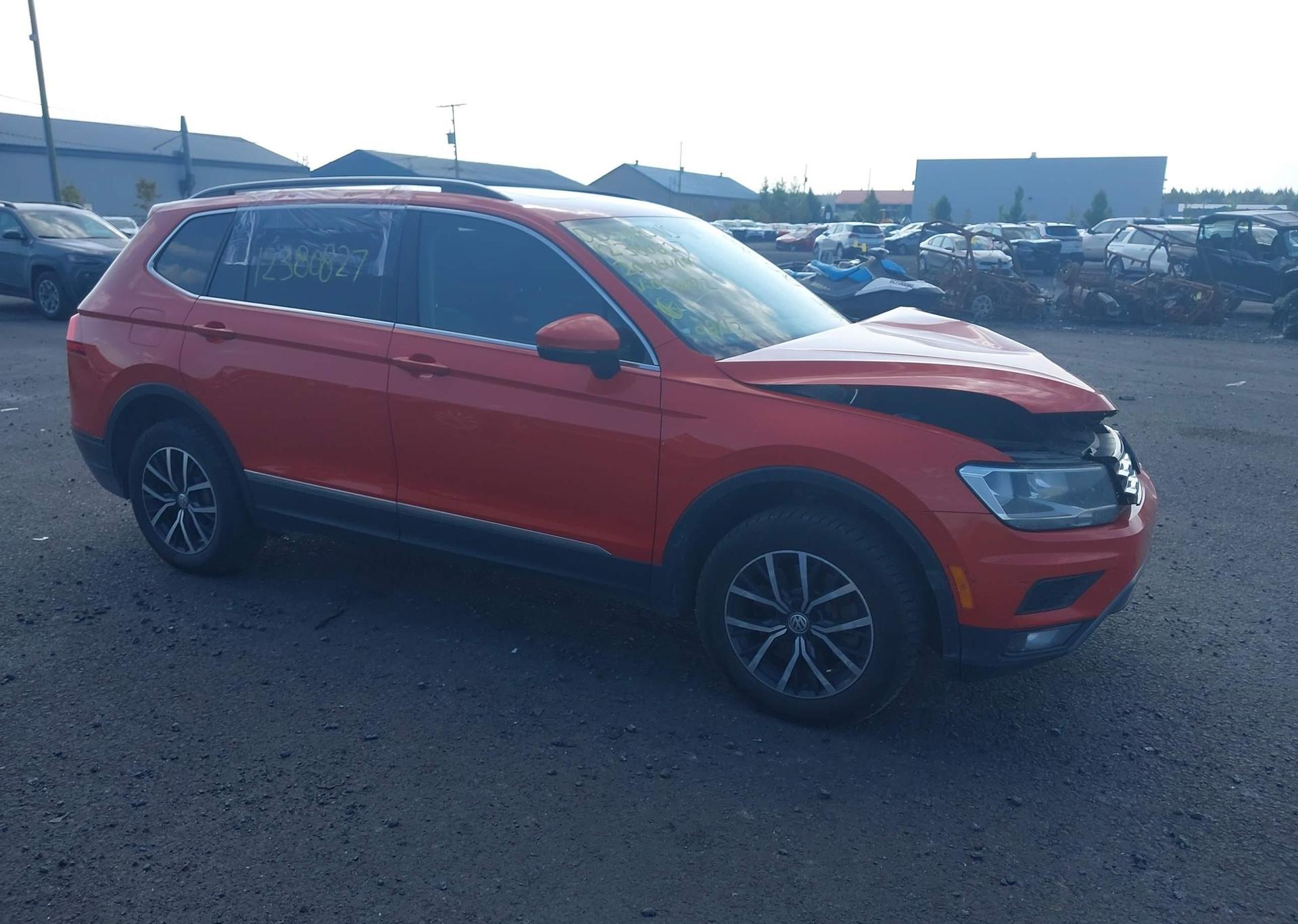 2020 VOLKSWAGEN TIGUAN SE